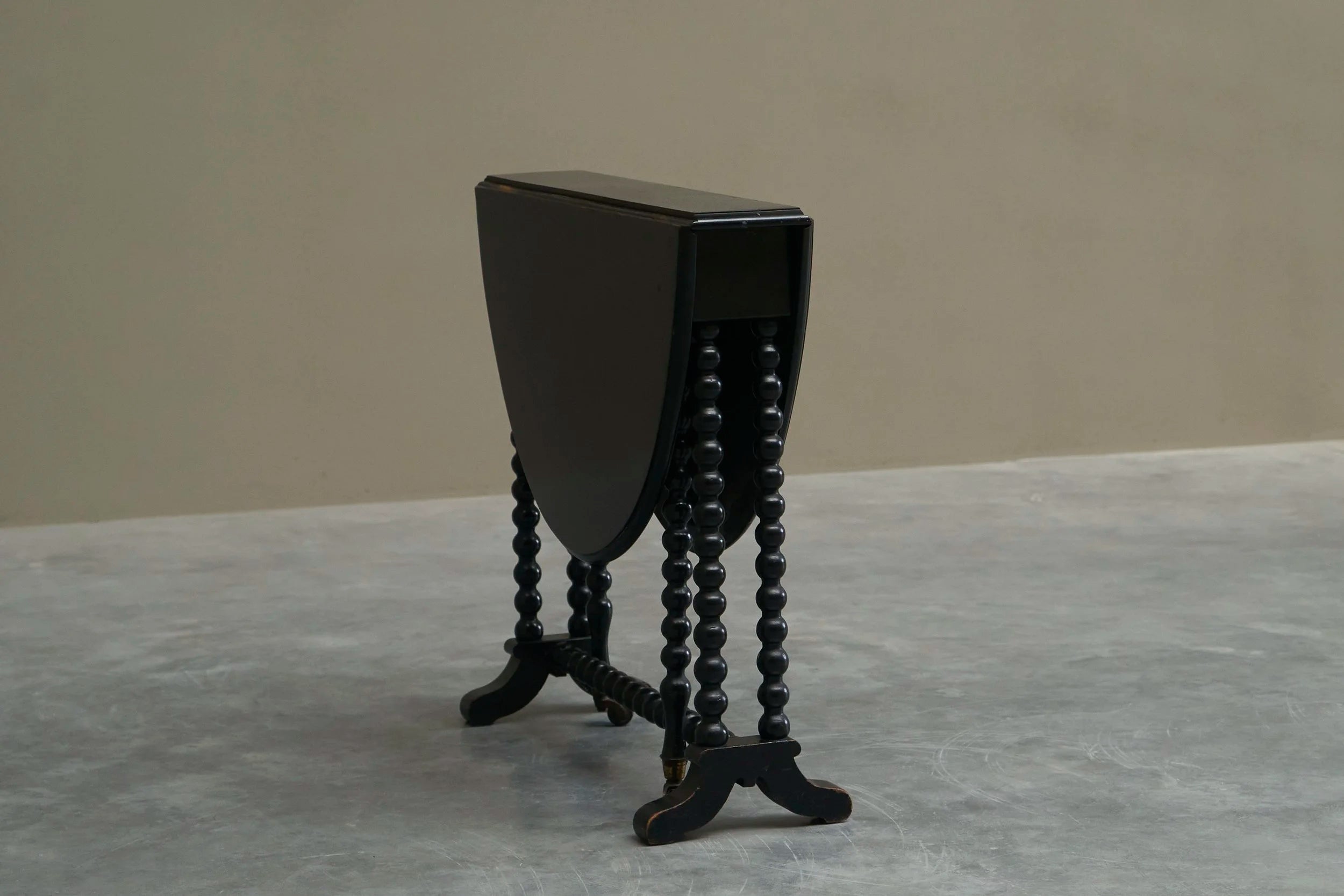 Beautiful Ebonized Bobbin Turned Baby Sutherland Table England Late 19th Century — side angle
