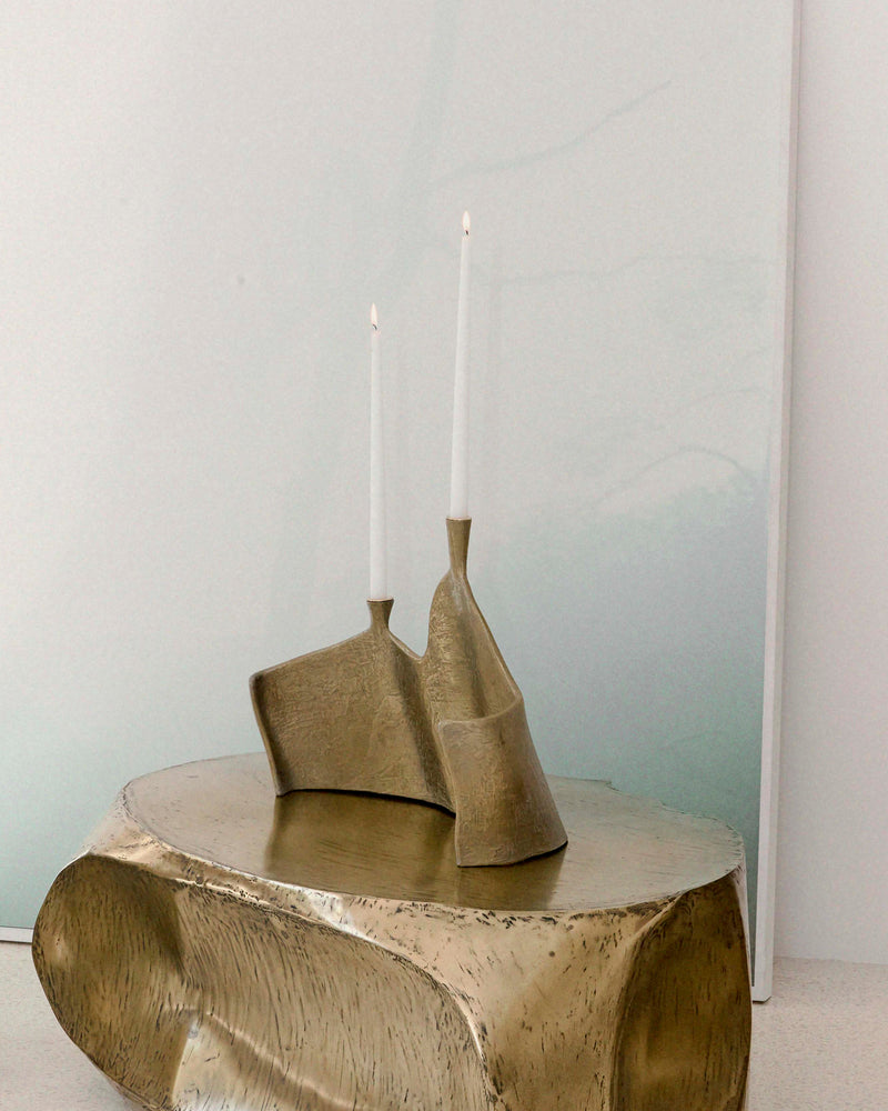MOTIONLESS double candelabrum in bronze with white tapered candles