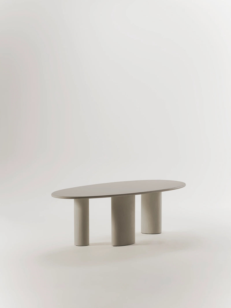 "Graça" Dining table — detail view