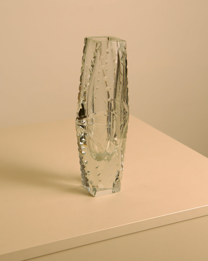 Large "Cut Diamond" vase by Flavio Poli for Seguso, 1980s — close-up showing textured glass surface