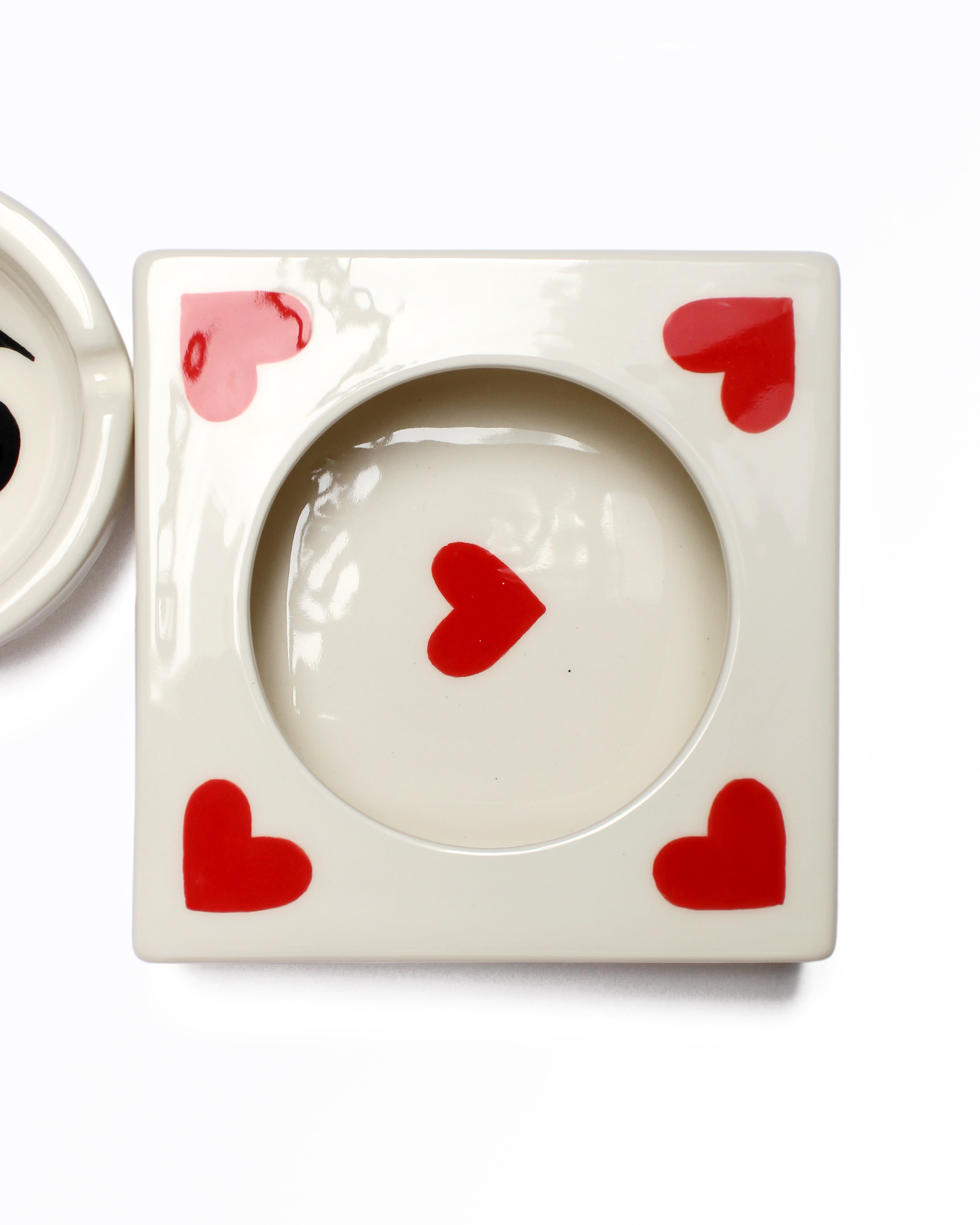 SQUARE As de Pique ceramic ashtray  — side angle