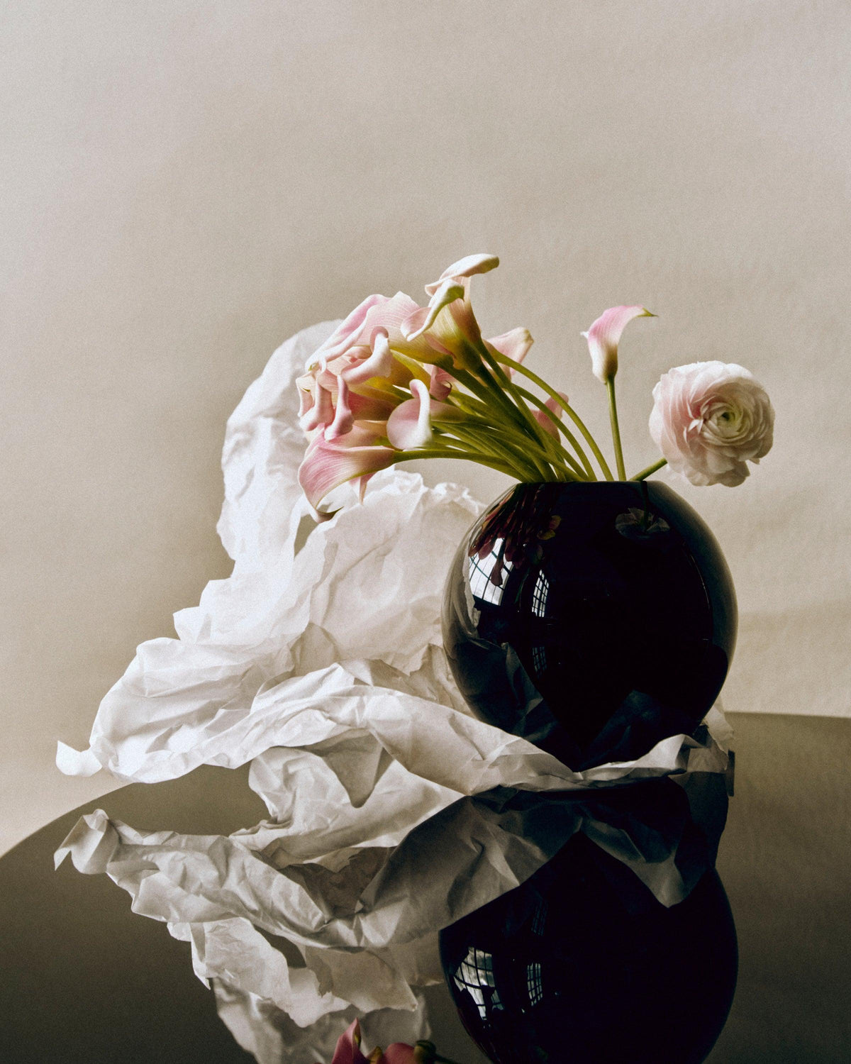 S.R. VINTAGE VASE PLAIN BLACK — detail view