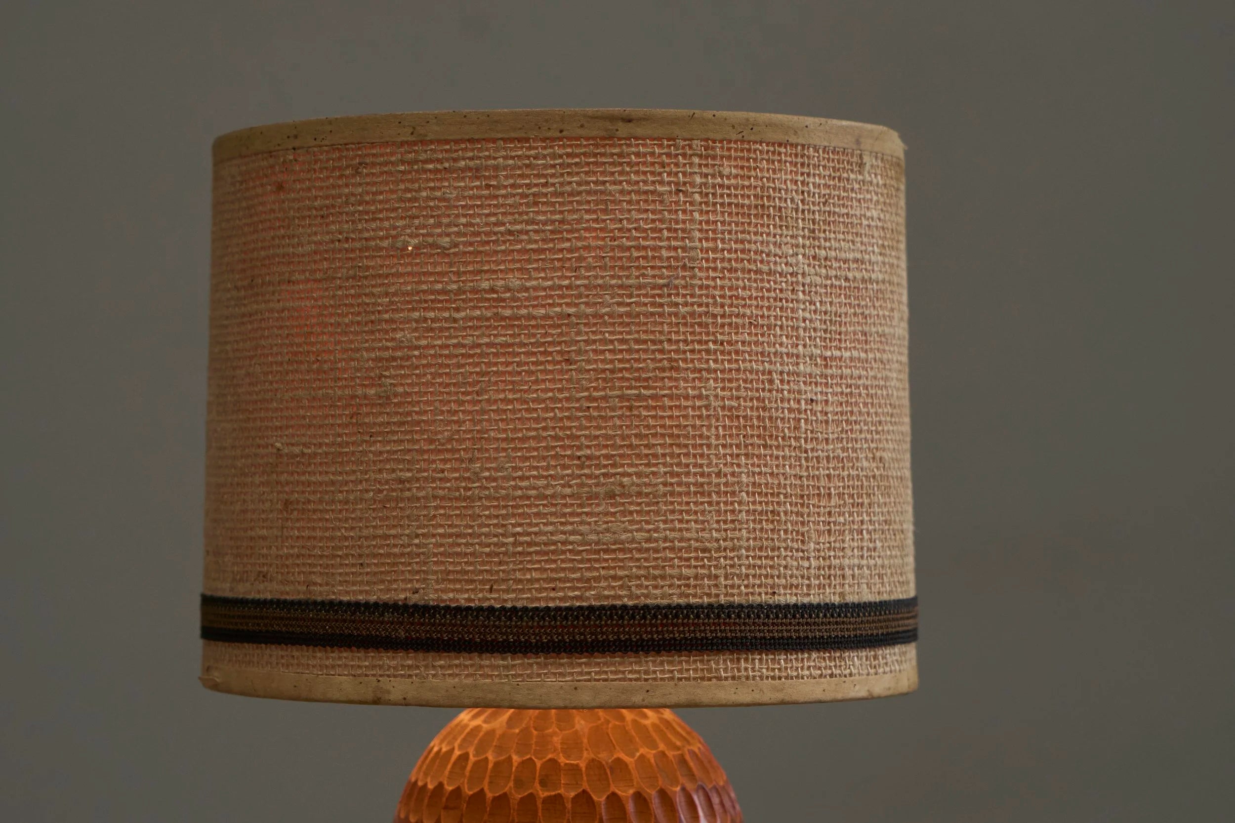 Wonderful Table Lamp in Carved Wood with Shade in Woven Jute 1960s — additional view