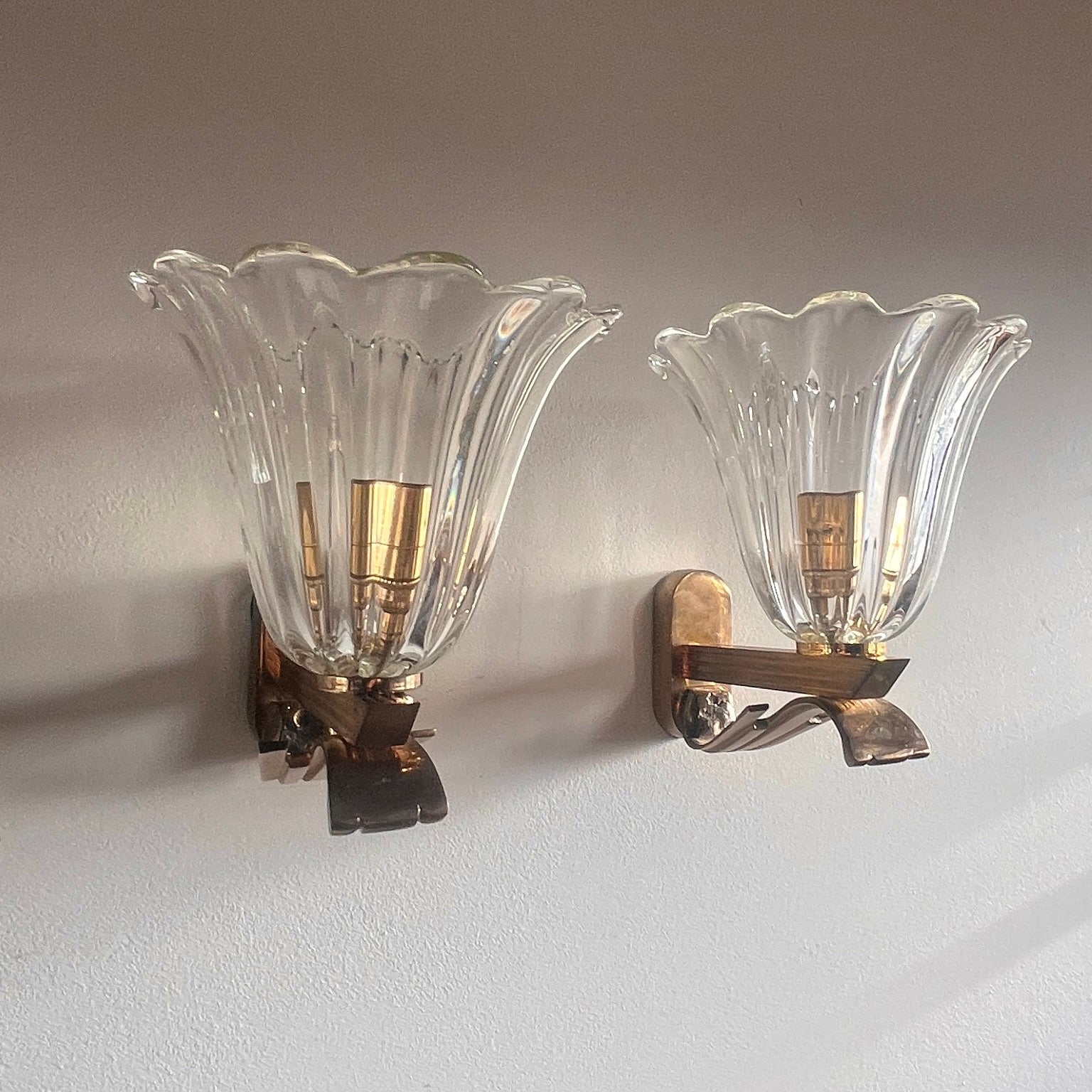 Pair of Murano Glass Wall Lights, Attr. Barovier & Toso, Italy c.1960 — detail view