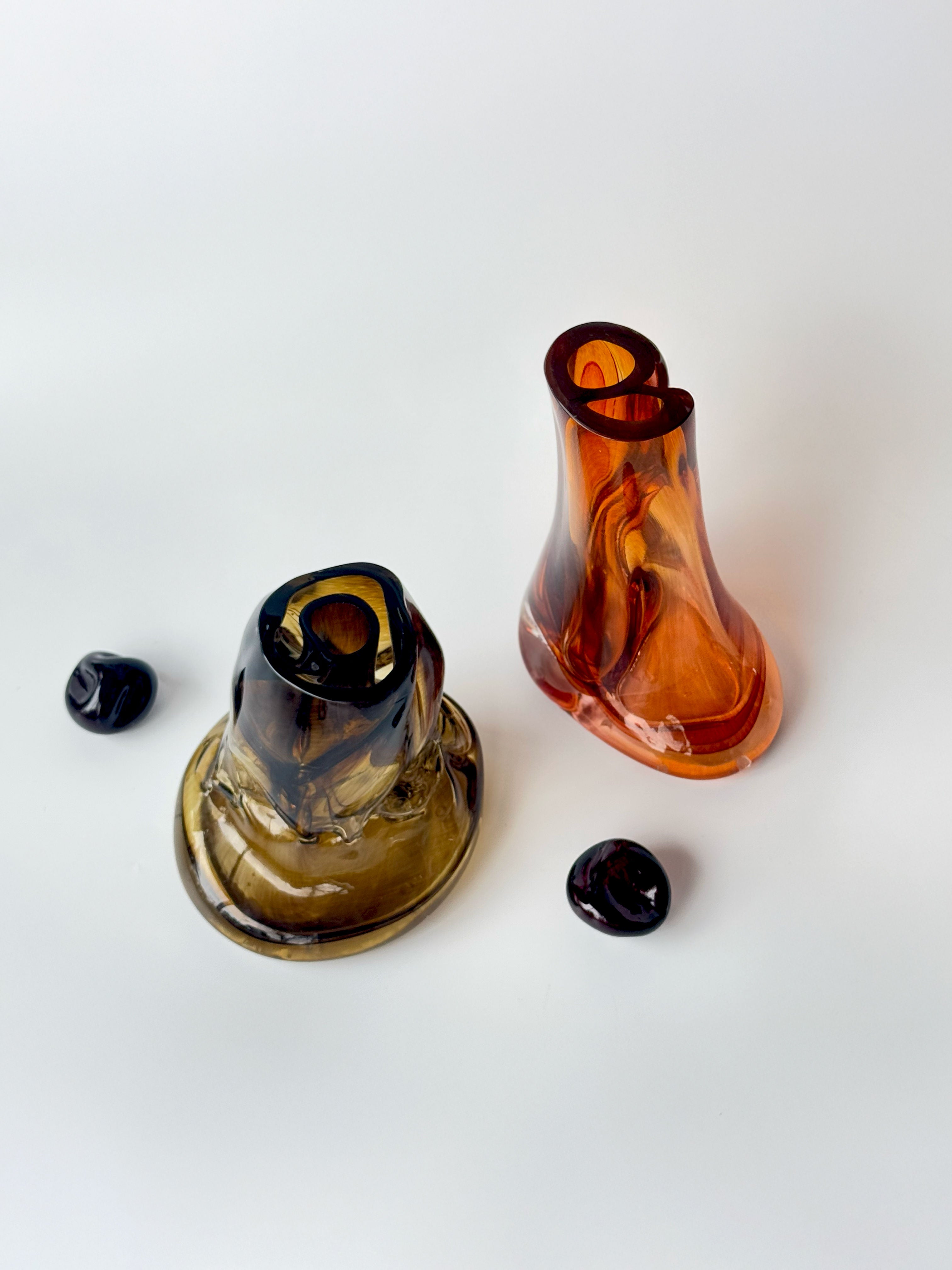 Elara' Vase I — side angle showing amber and brown glass design