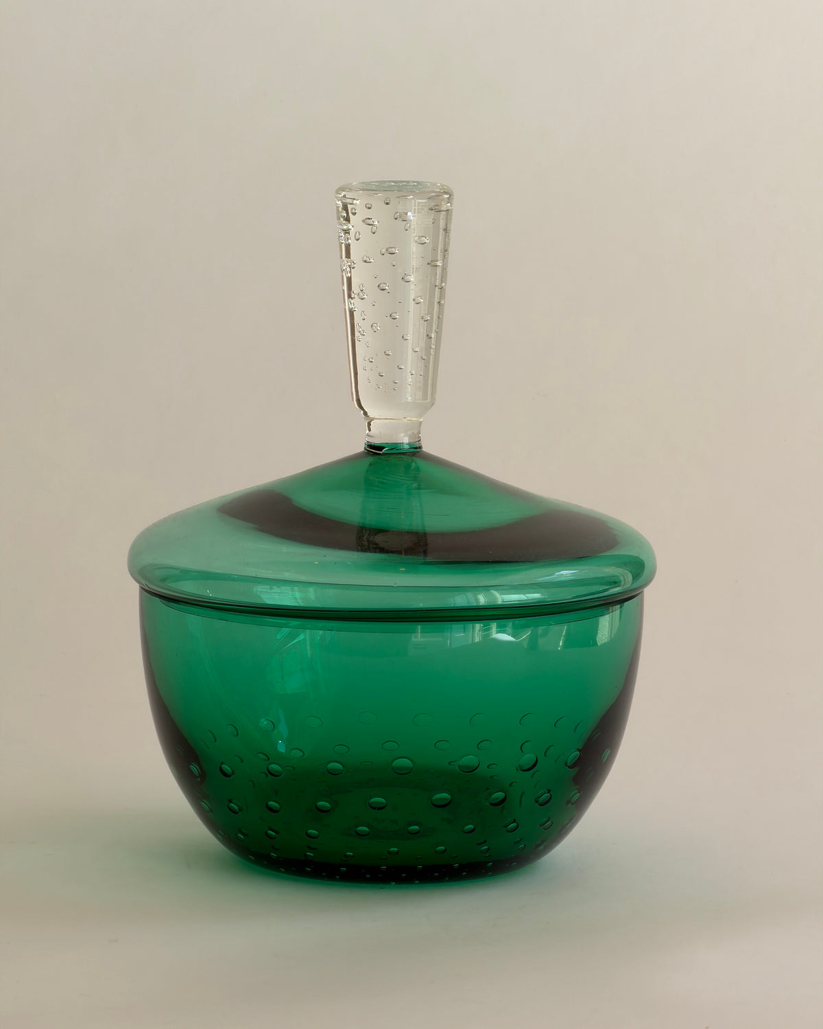 Vintage large green/clear Murano bubble bonbonniere by Millefiori Interior | The Oblist