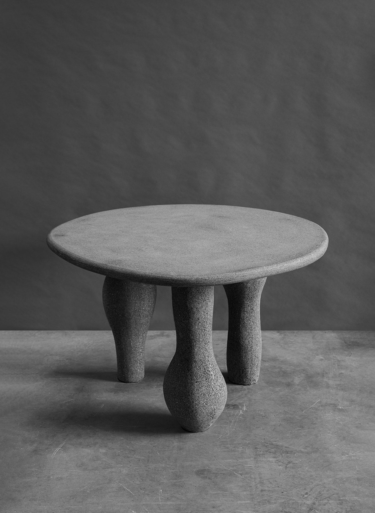Altar Round Table in Stone — close-up