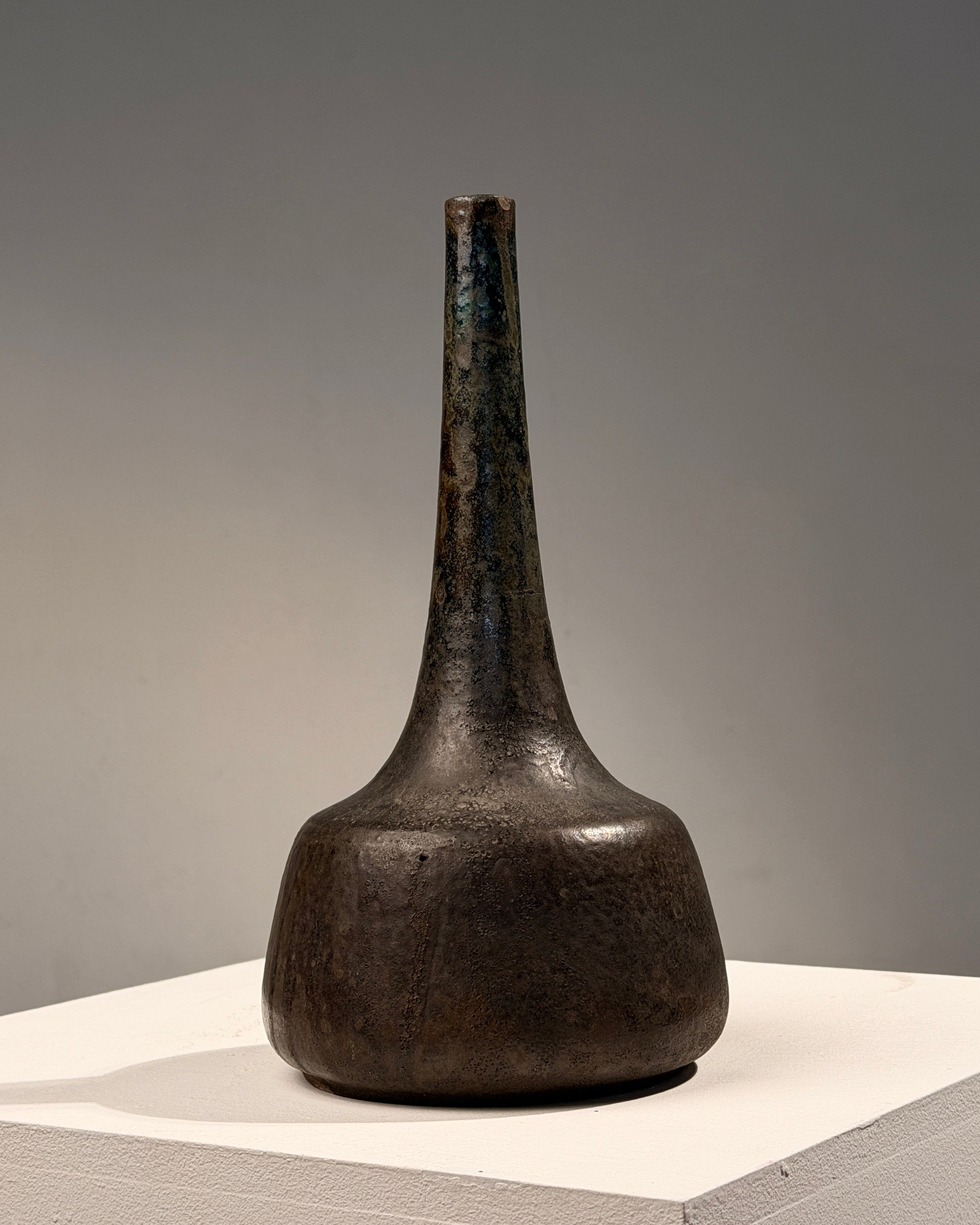 Art Deco stoneware vase by Charles Gréber, circa 1930 by Figuresdesign | The Oblist