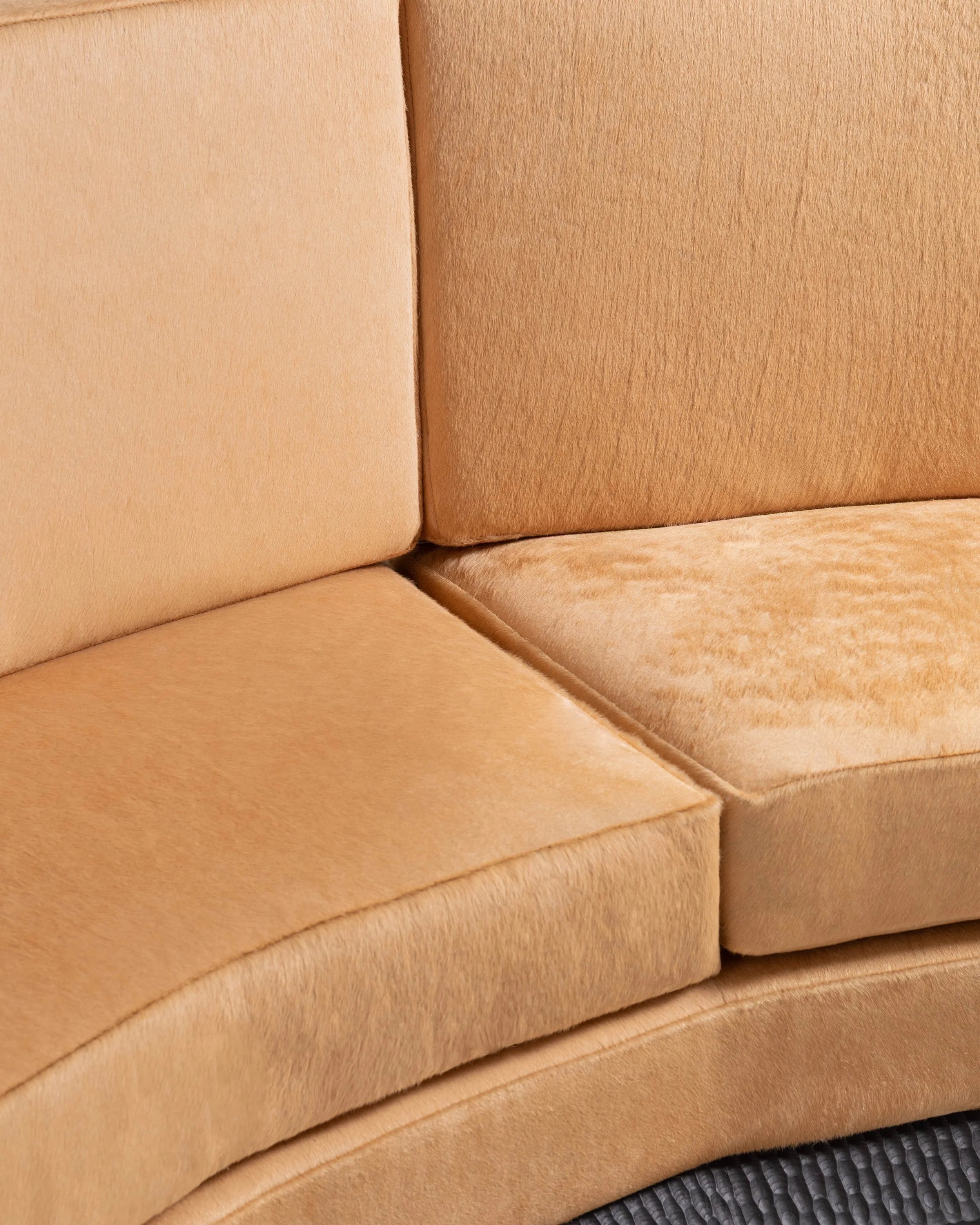 Ugo Sofa — side angle