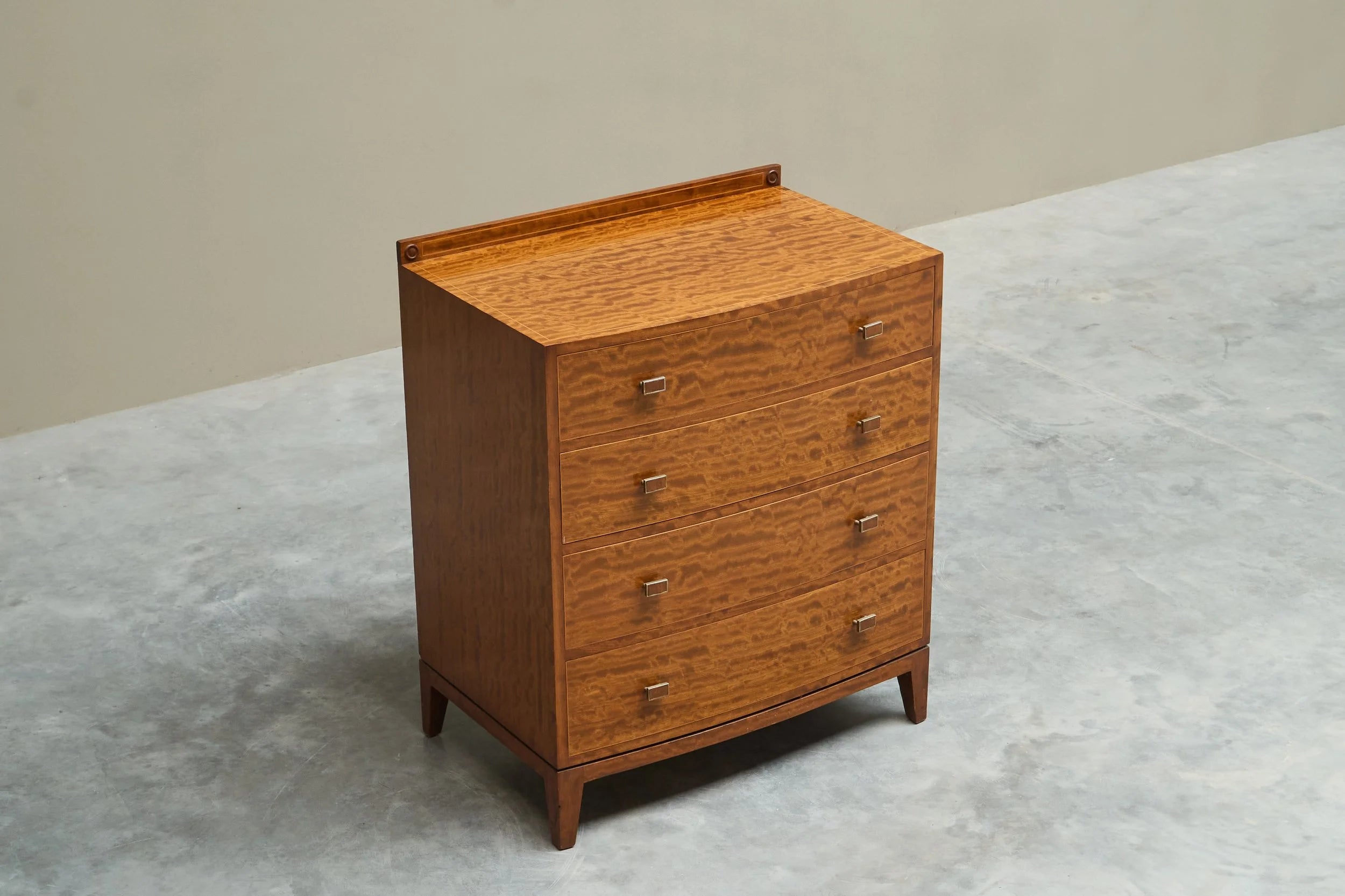 Art Deco Chest of Drawers in Wonderfully Expressive Maple England 1930s — view 9