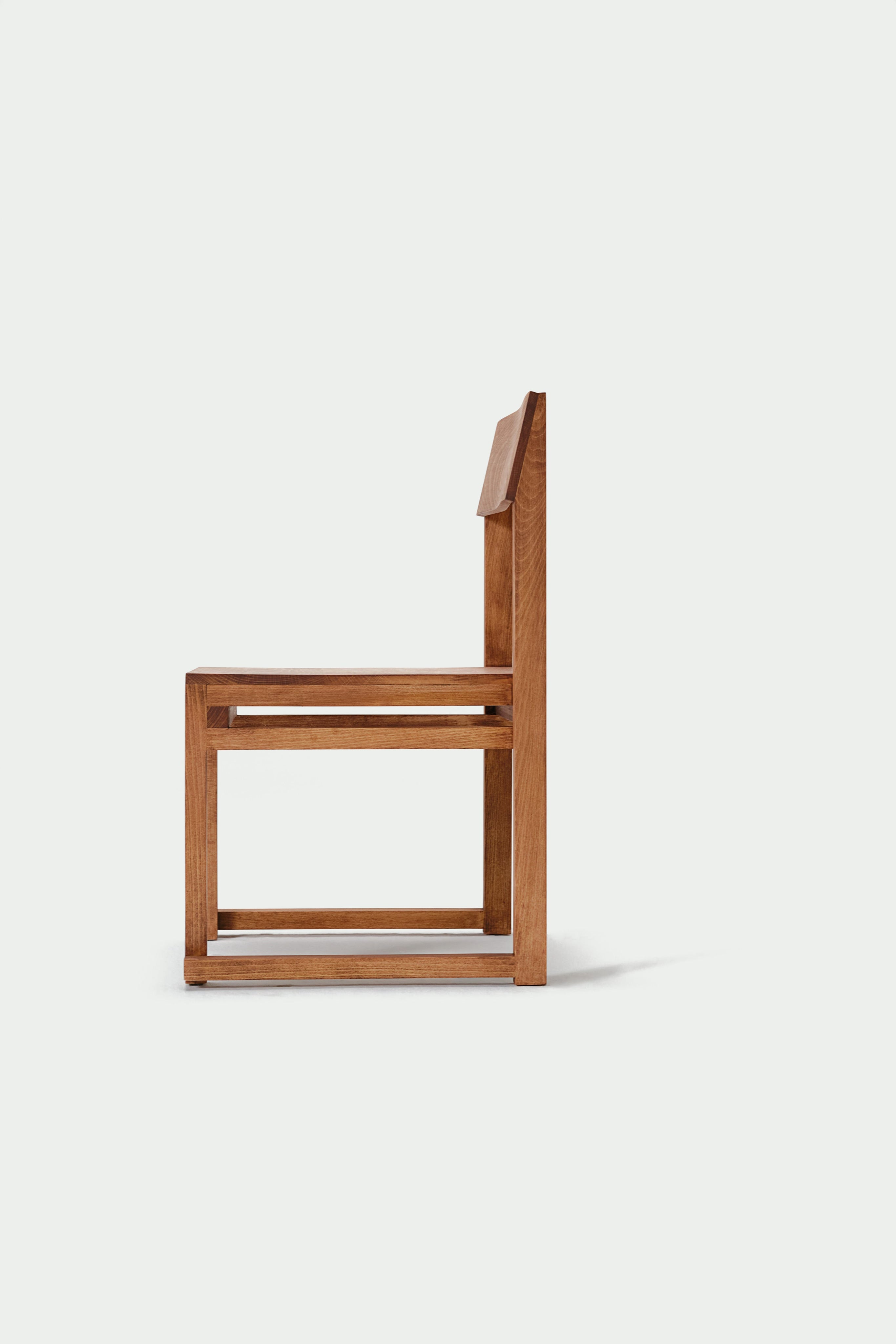 Sencilla Chair — lifestyle setting