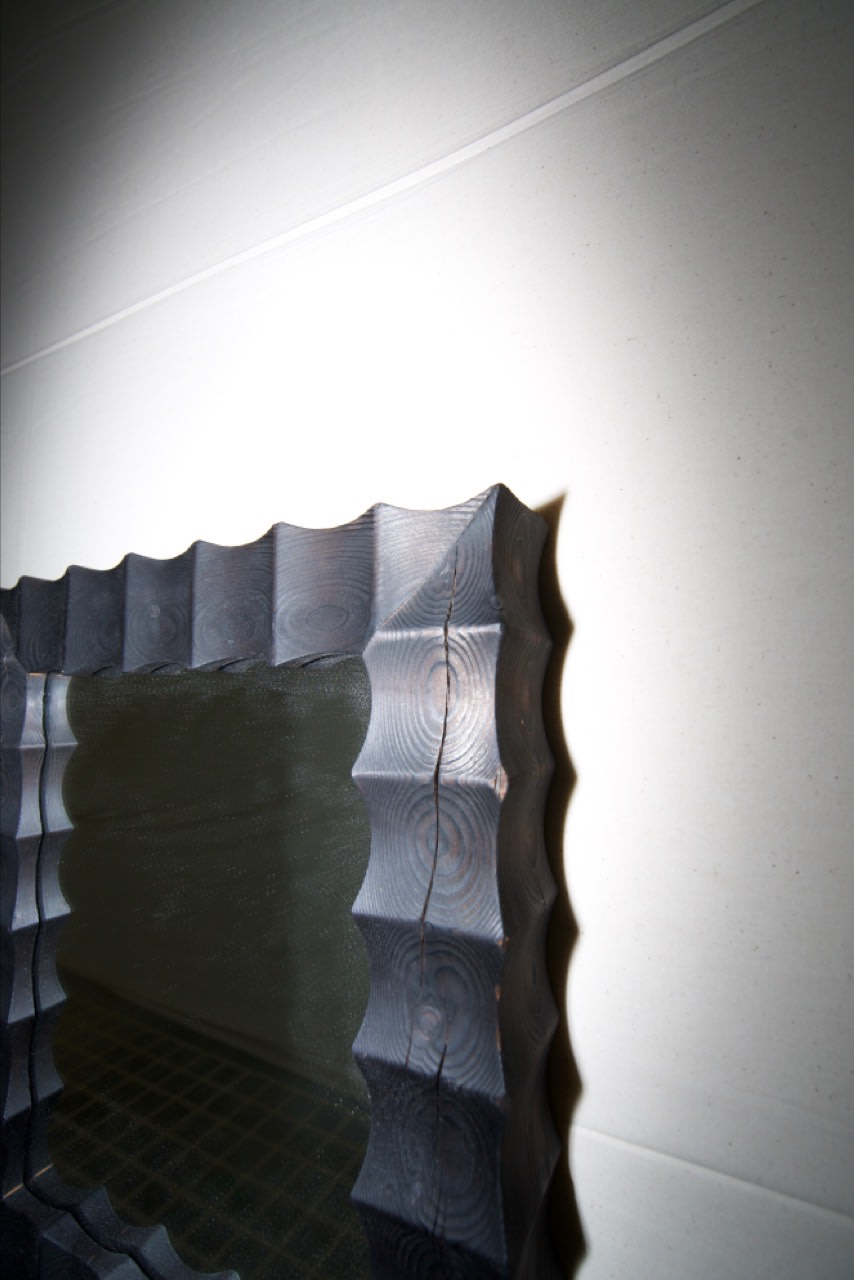 The Spiky Miroir — close-up