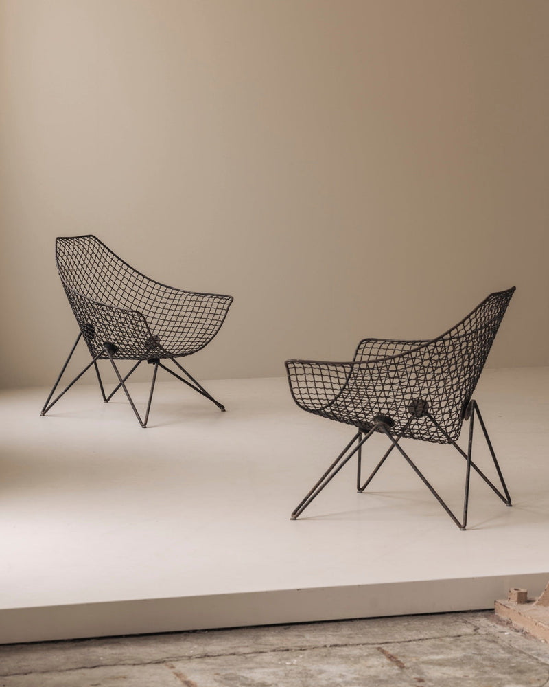 Exceptionally rare pair DU 43 lounge chairs by Gastone Rinaldi for RIMA, 1950s — detail view