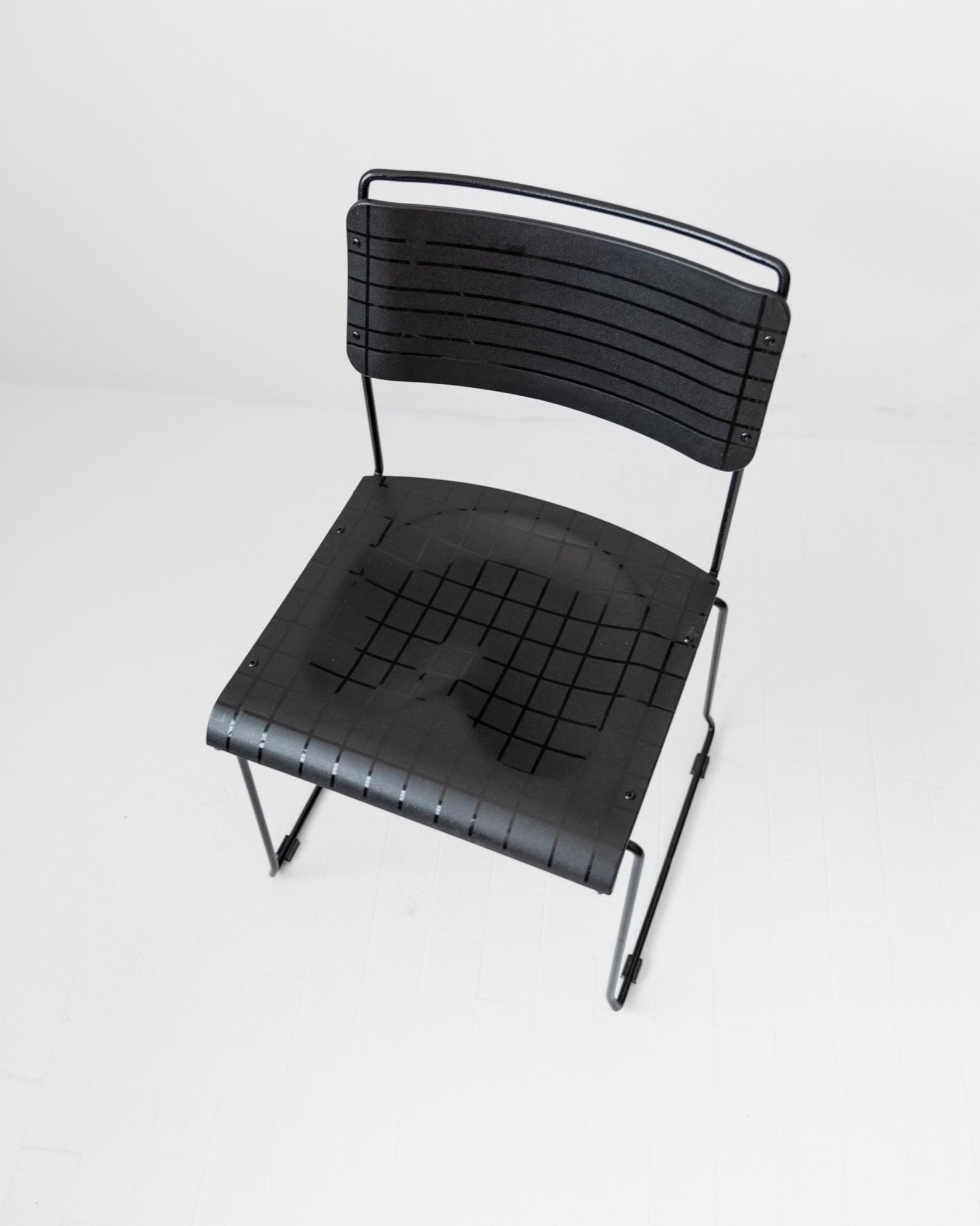Vintage 1980s Dining Chairs, Set of 4, Postmodern Design, Black Metal and Plastic, Check Texture, Minimal Italian Design, Retro Interior — view 17