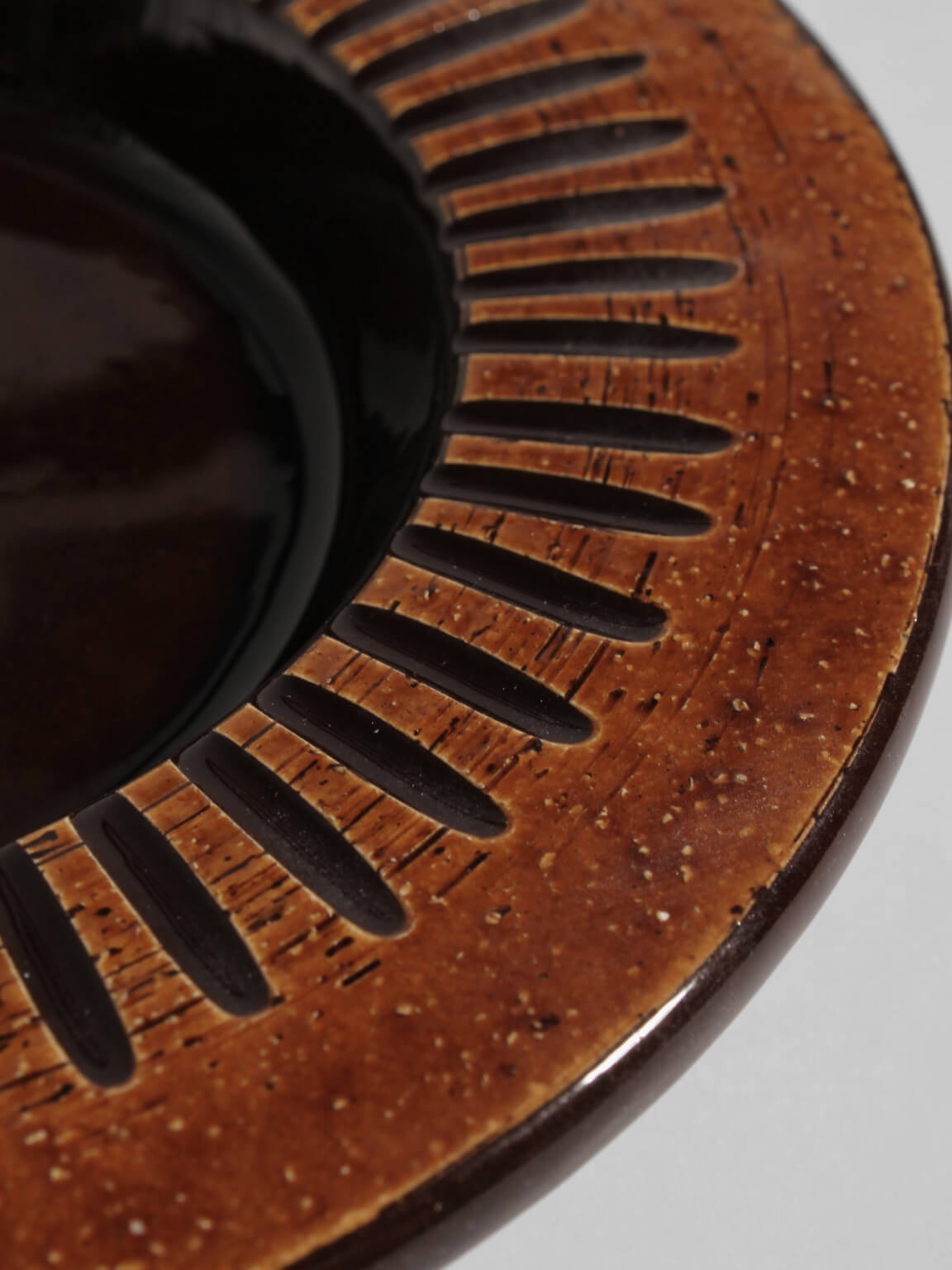 Eke Bjerén Decorative Sunflower Ceramic Plate — detail view