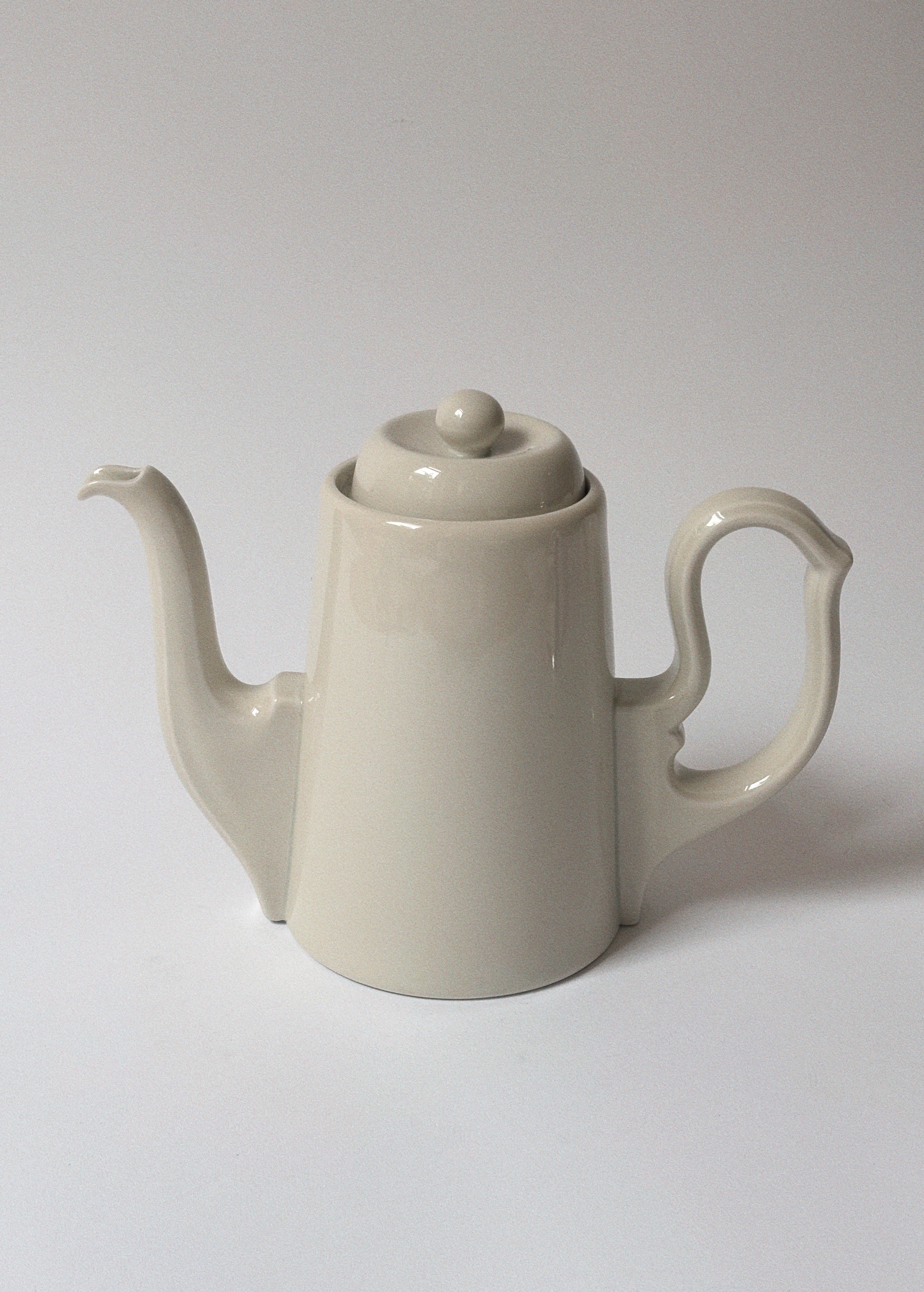Art Nouveau Insulated Teapot, Germany — detail view