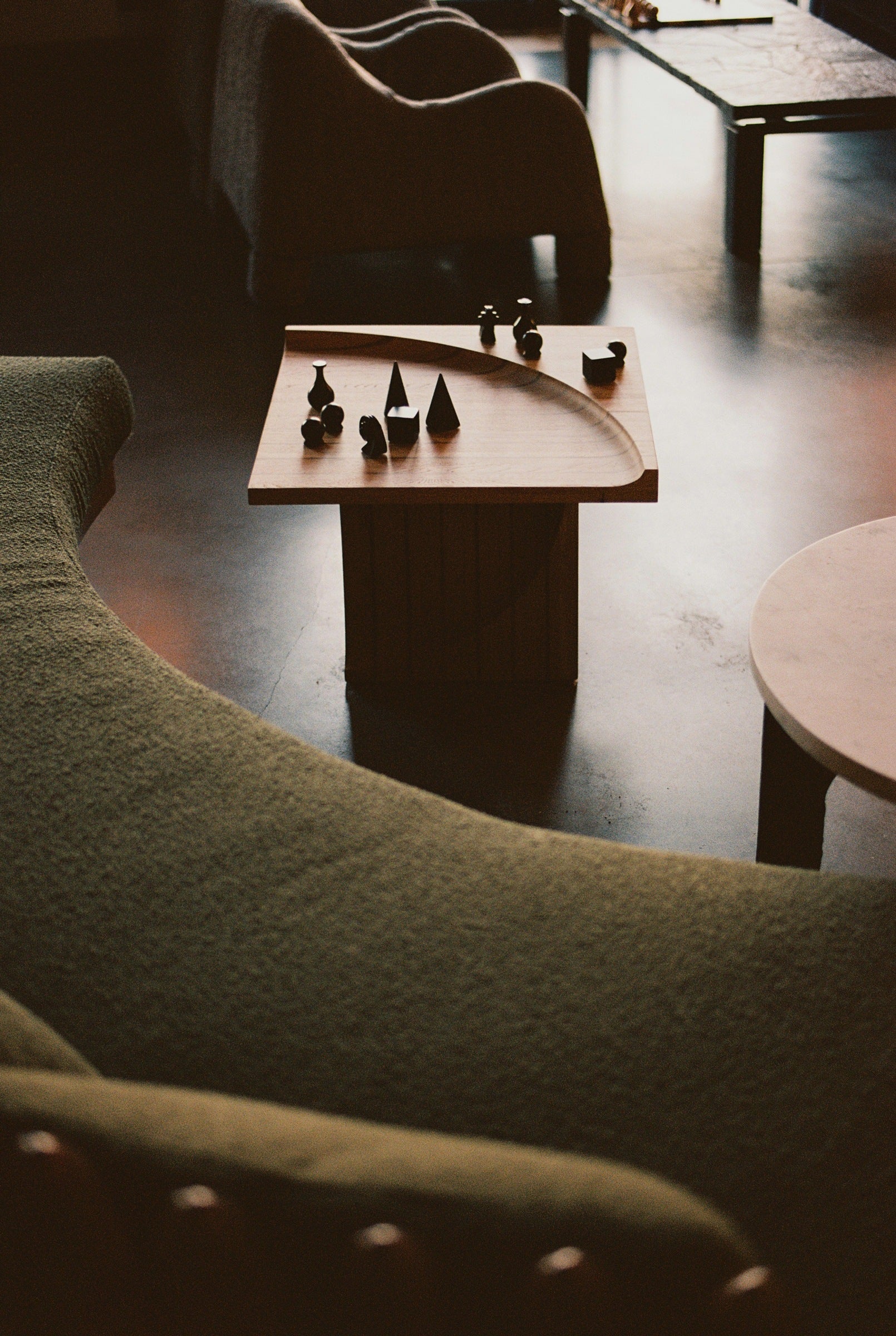 Trama Coffee Table in Wood and Oak — side angle