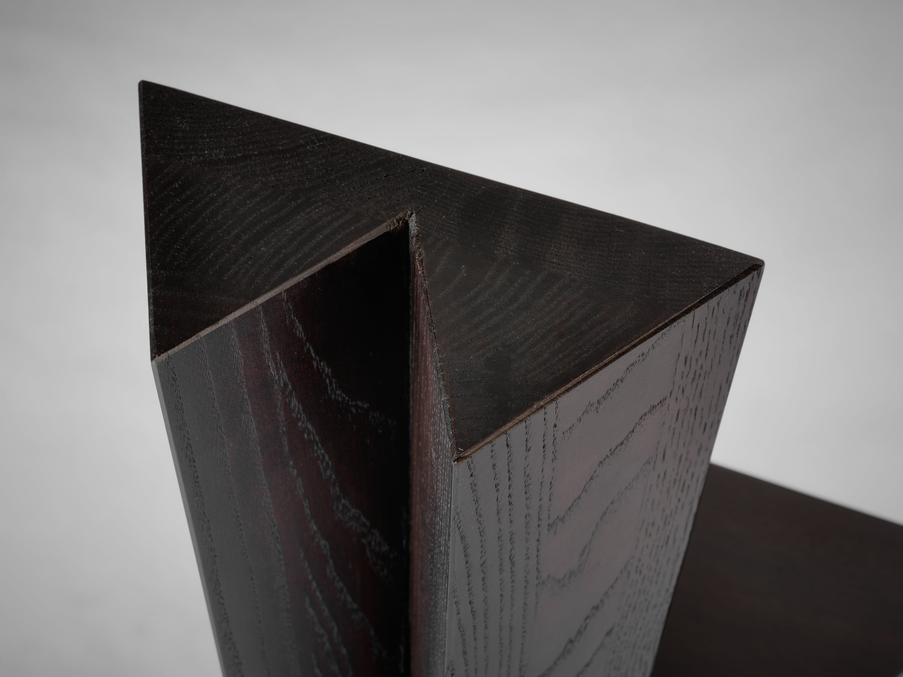 Trigon Chair