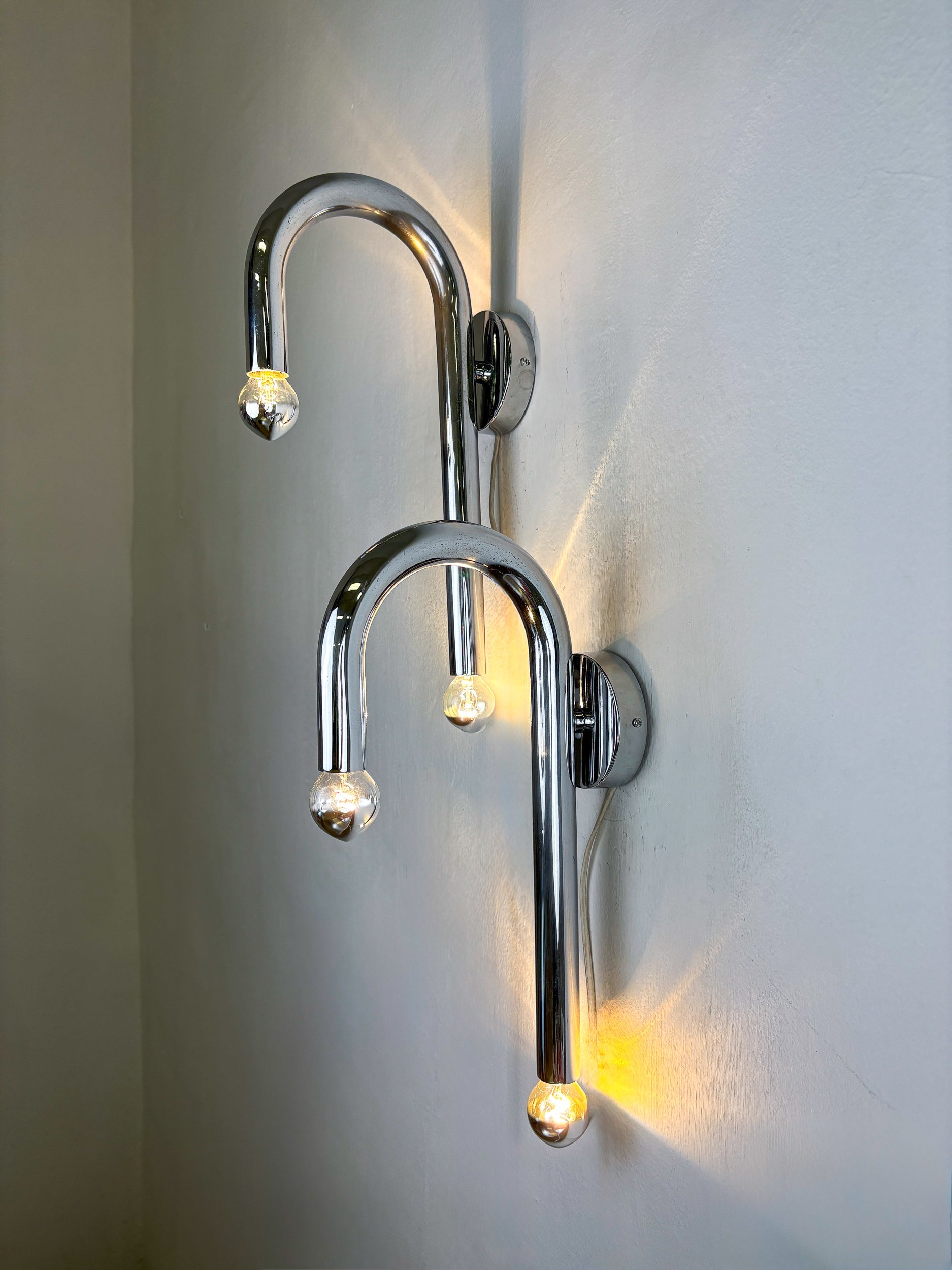 Pair of Space-Age Tubular Wall Lights, Chromed Metal, Italy, 1970s — detail view