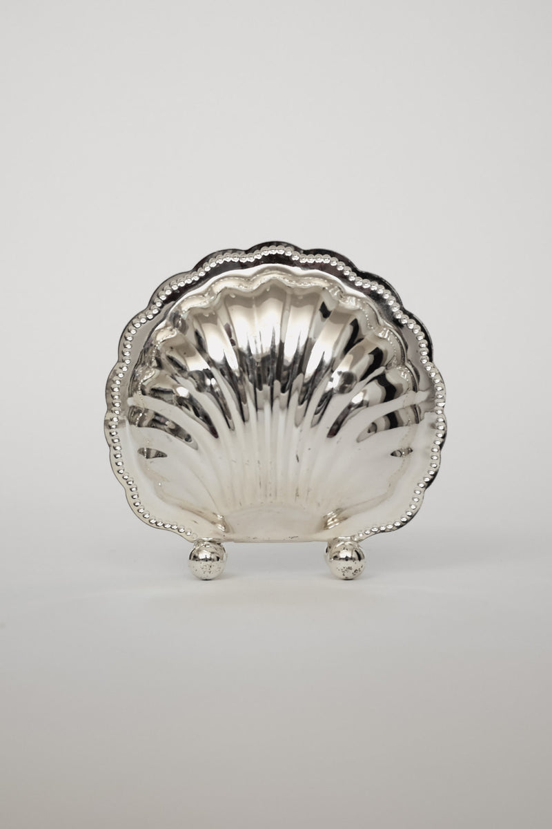 Vintage Silver-Plated Shell Napkin Holder by septembre studios | The Oblist