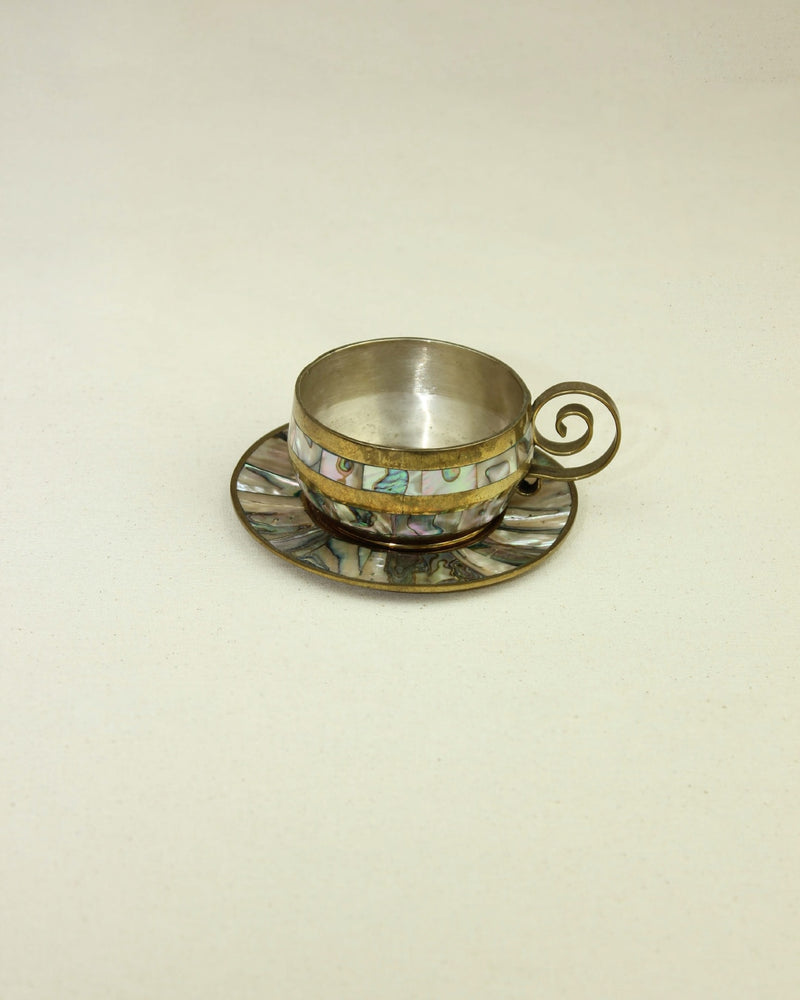 Taza Abulón by Boga Avante Shop | The Oblist — handcrafted metal and shell design
