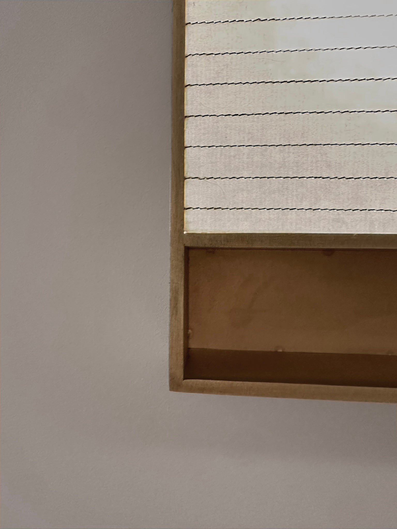 biiit 010 / Wall lamp — side angle