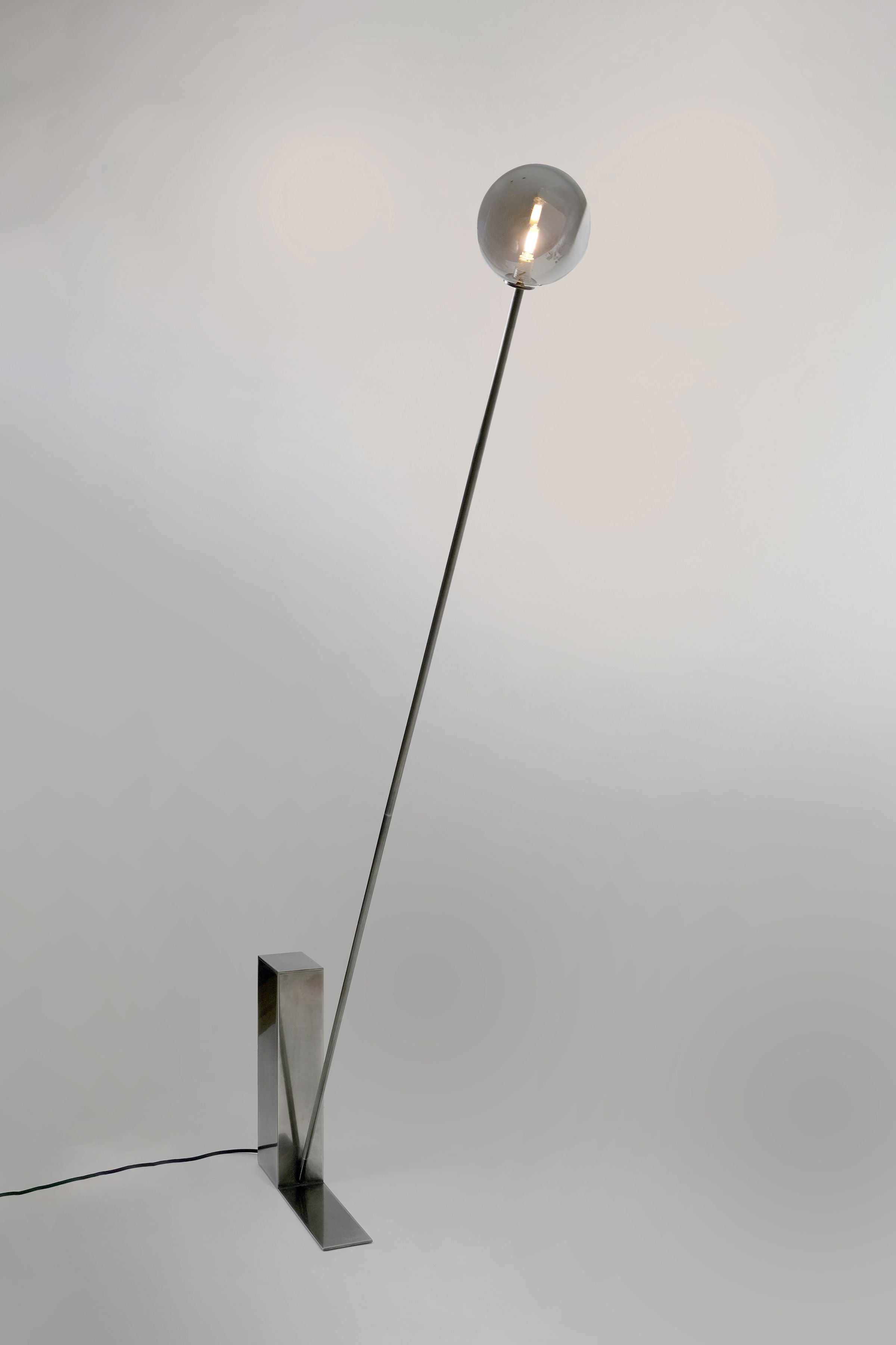 'Oblique Glow' Floor Lamp