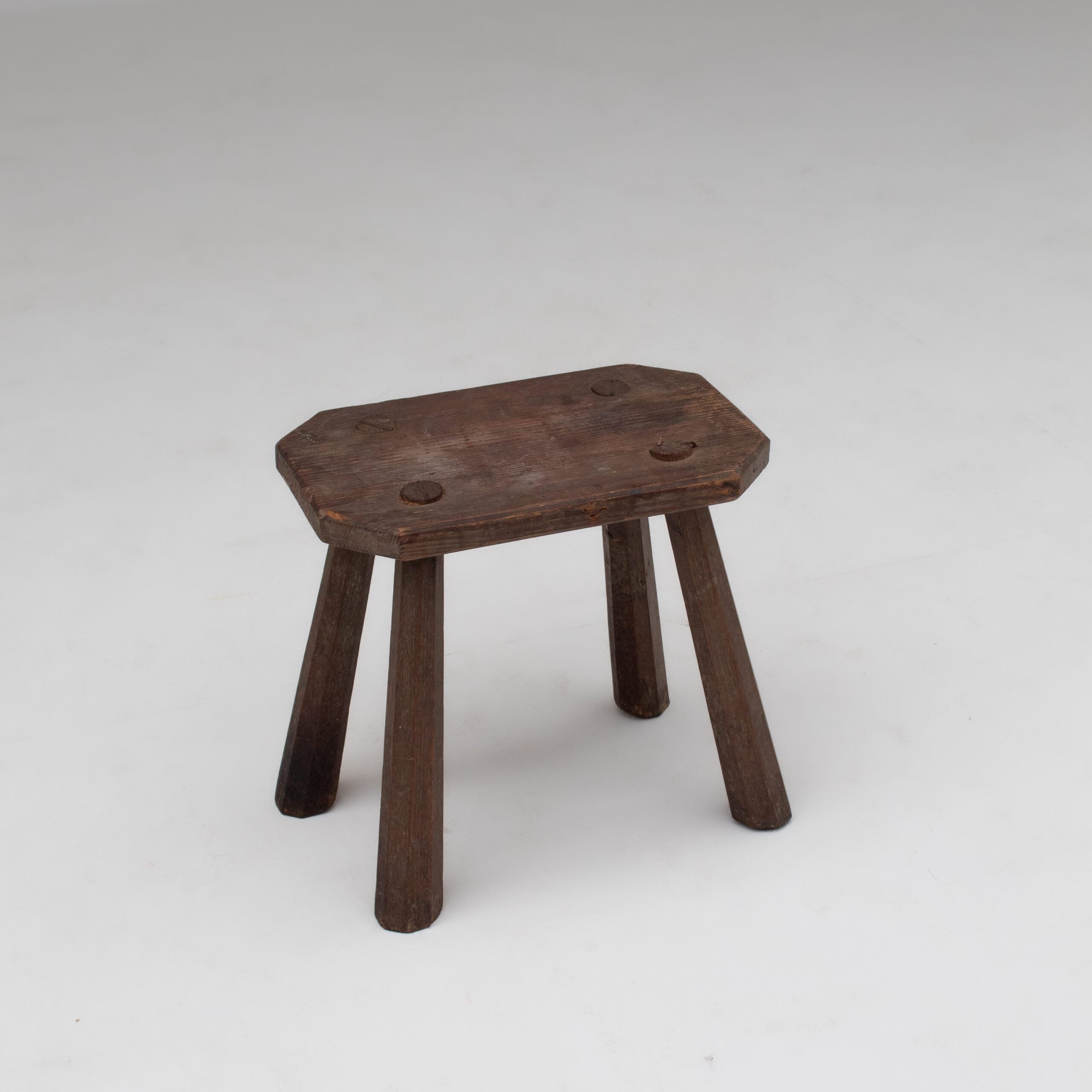 Brutalist Rectangle Bench in Wood — side angle