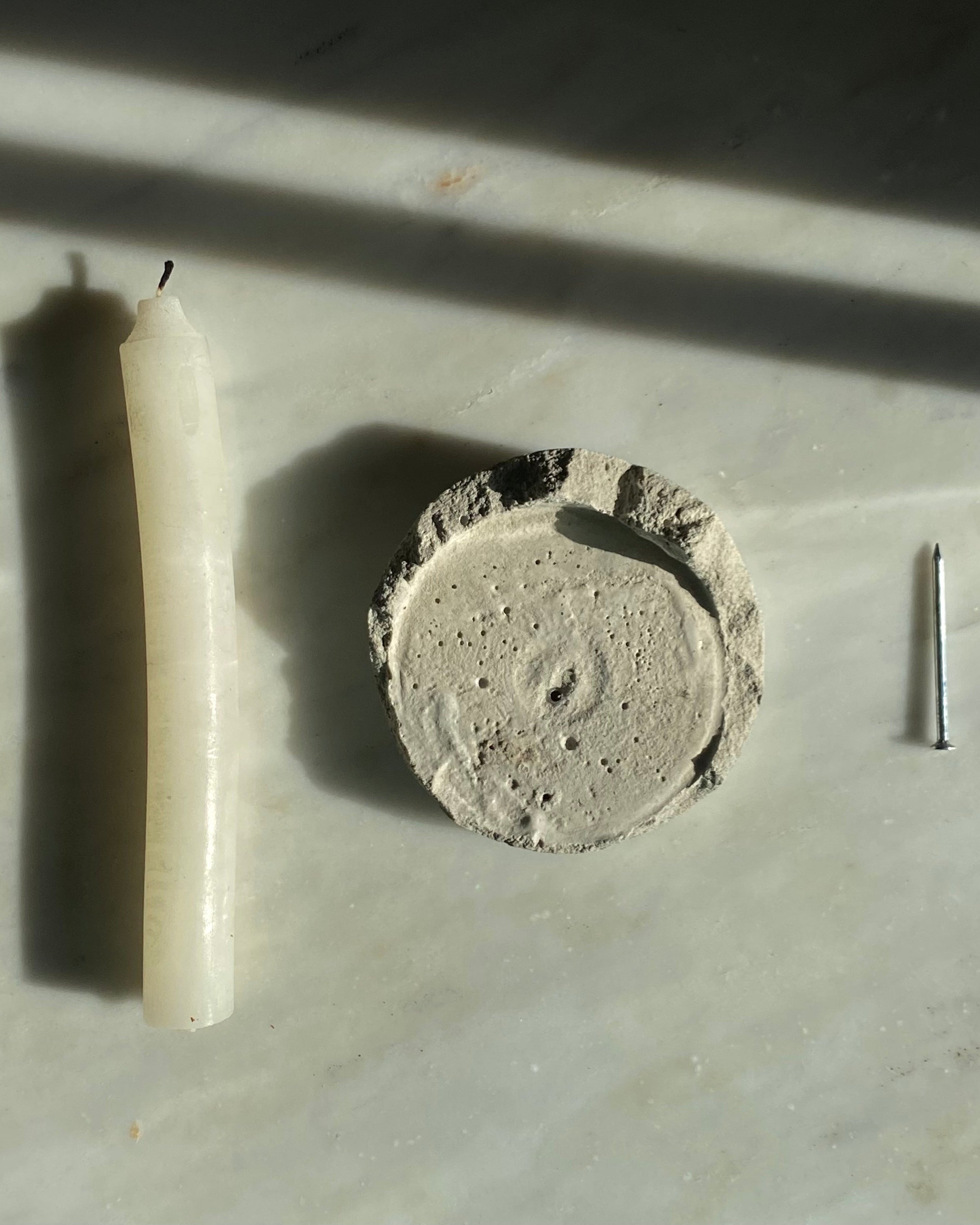 “LOTUS” Candle Holder | Cement