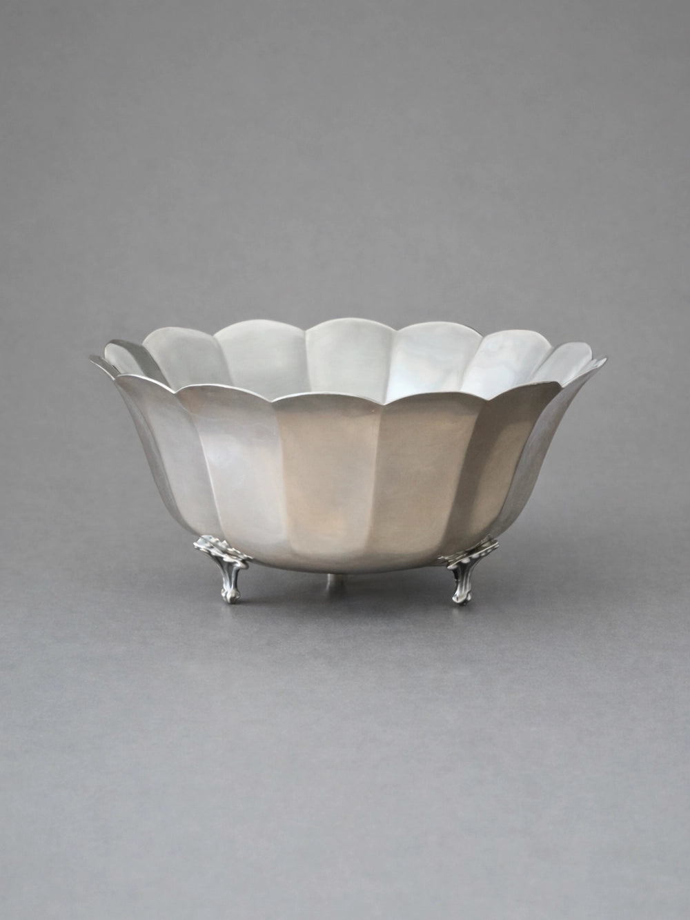 90s Vintage Bowl in Metal and Silver-plated Metal by Blisse | The Oblist