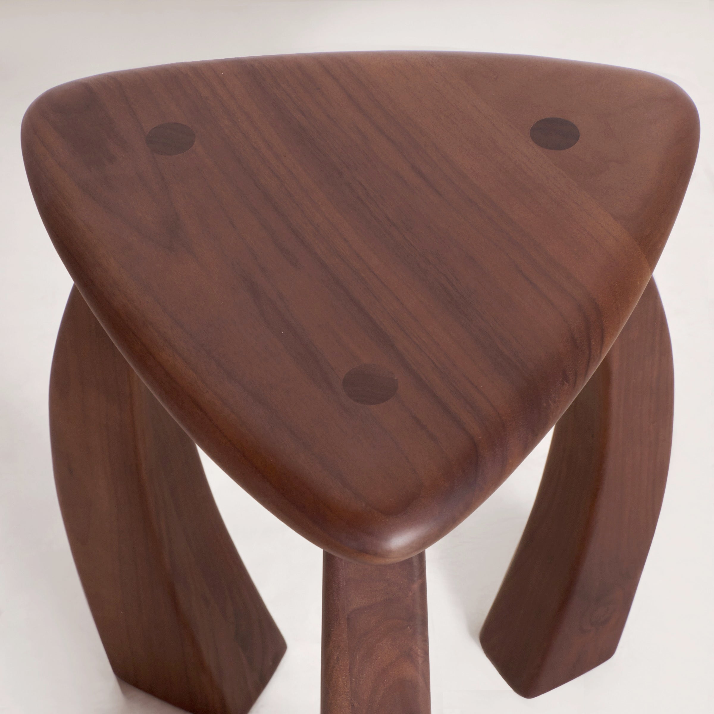 Arc de Stool '52 — lifestyle setting