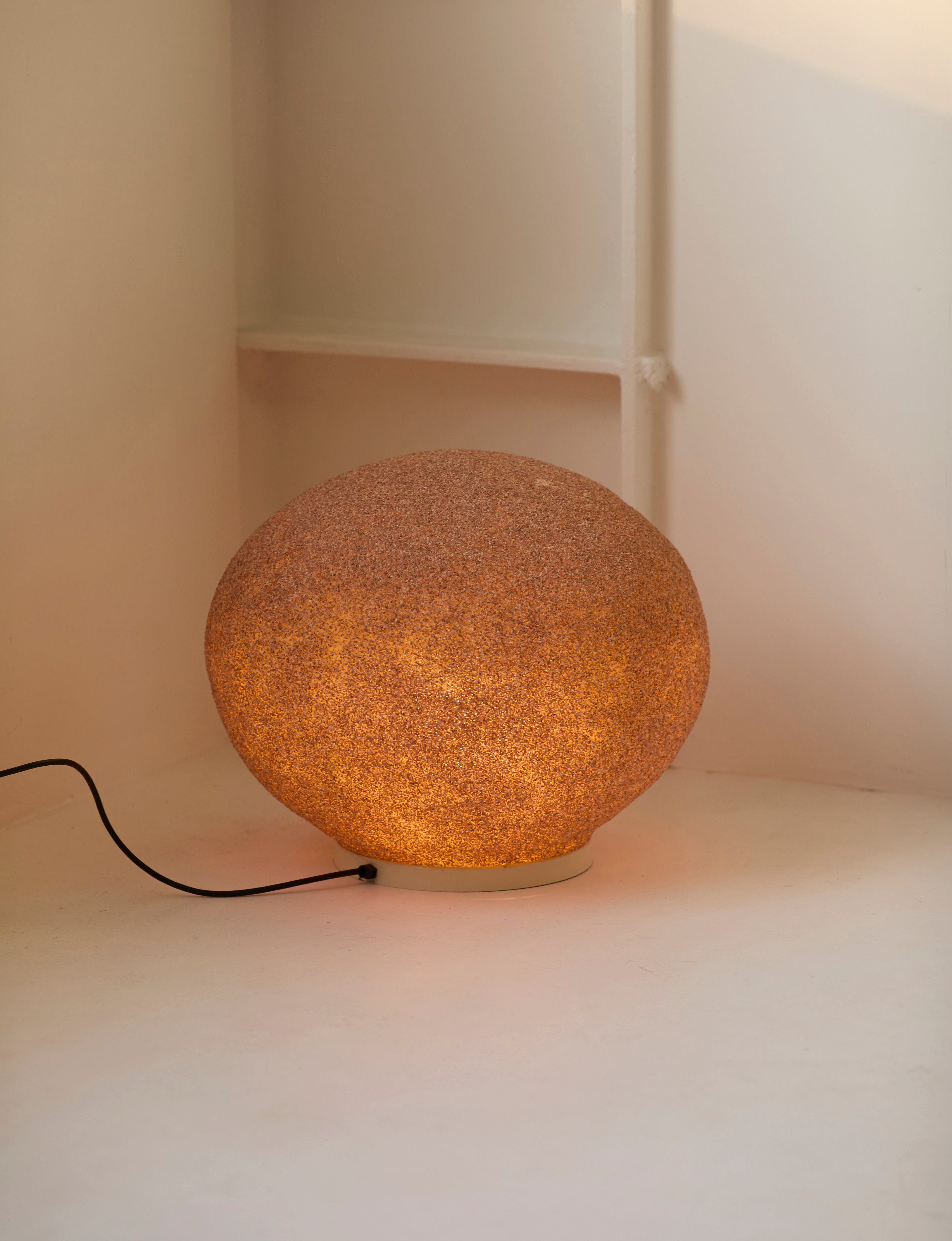 Vintage Floor Lamp in Fiberglass - Extra Large Moon Rock Collection c.1970 — close-up of textured fiberglass shade with warm