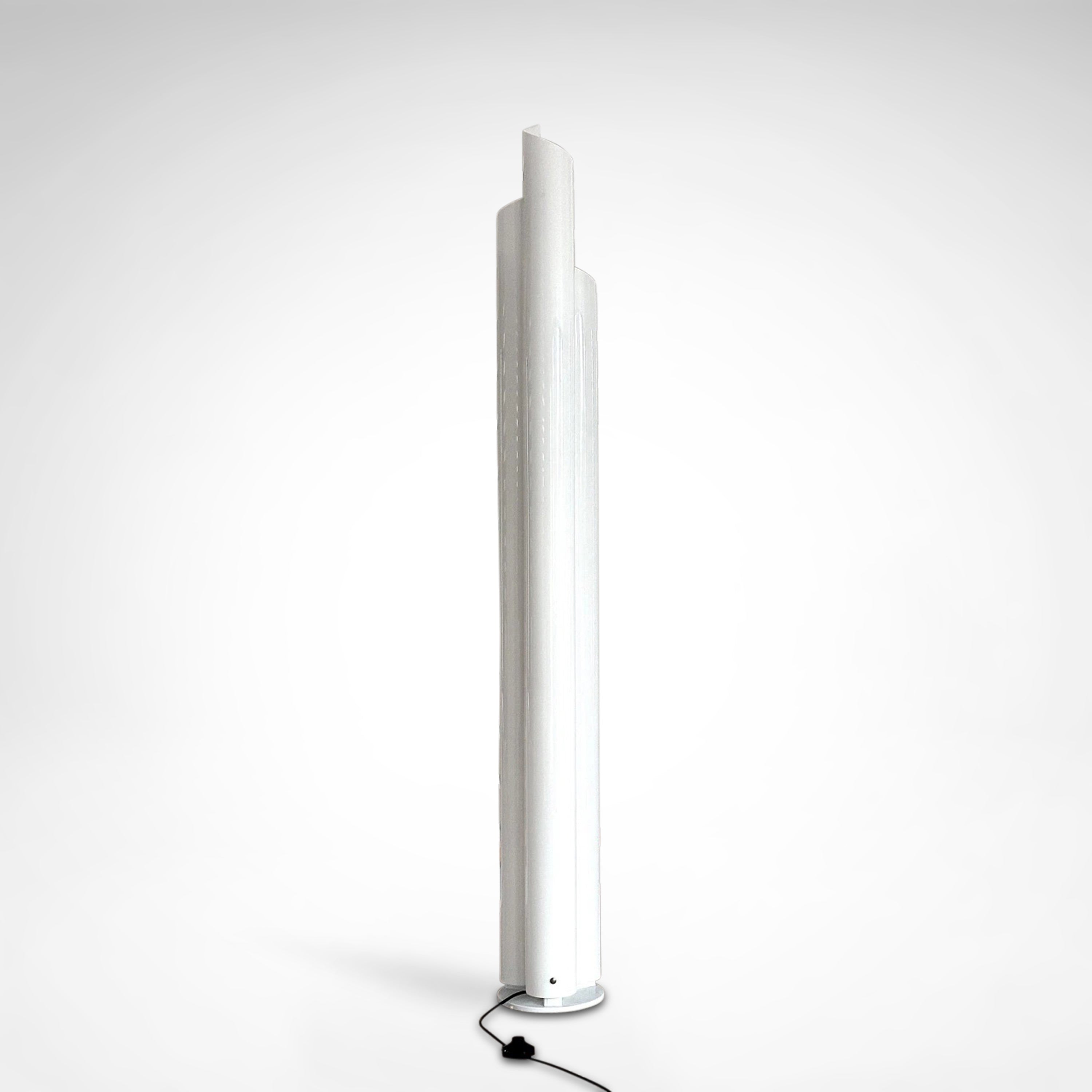 Chimera floorlamp by Vico Magistretti for Artemide Italy 1980s — in context