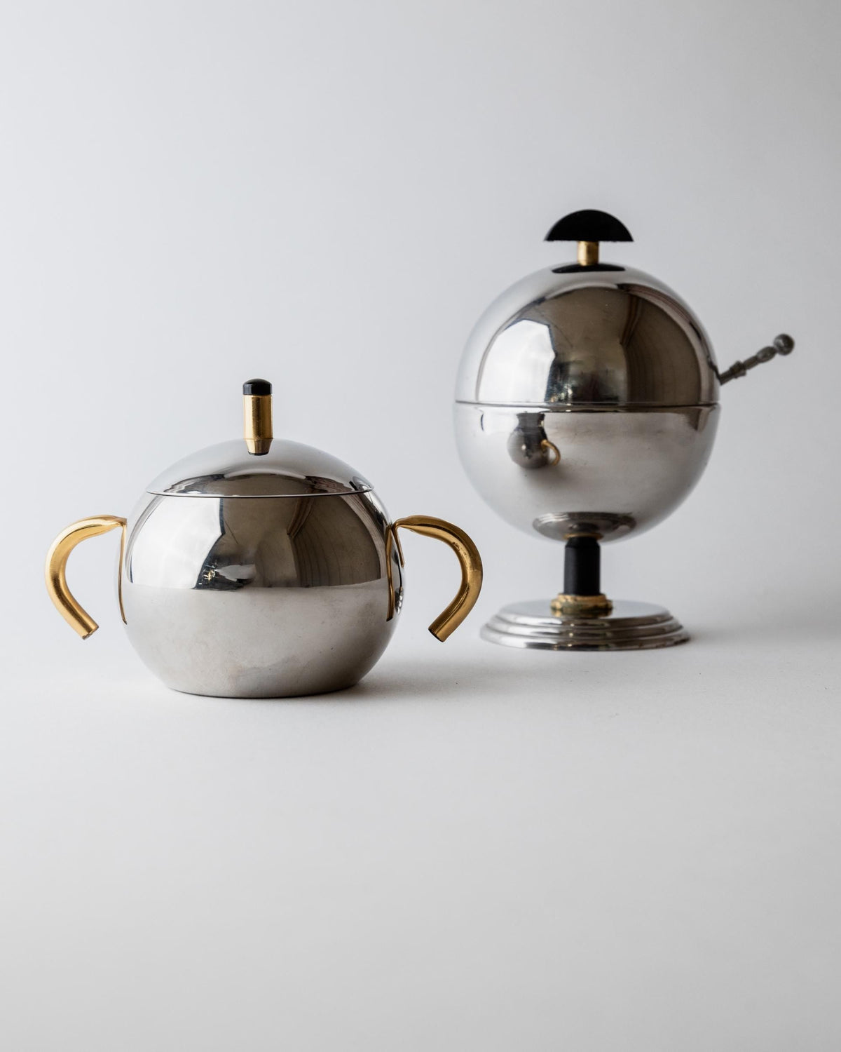 Vintage 1980s Sugar or Jam Bowl Set, Stainless Steel and Brass Serving Bowls, Elegant Postmodern Tableware, Breakfast Set, Gift Idea — detail view