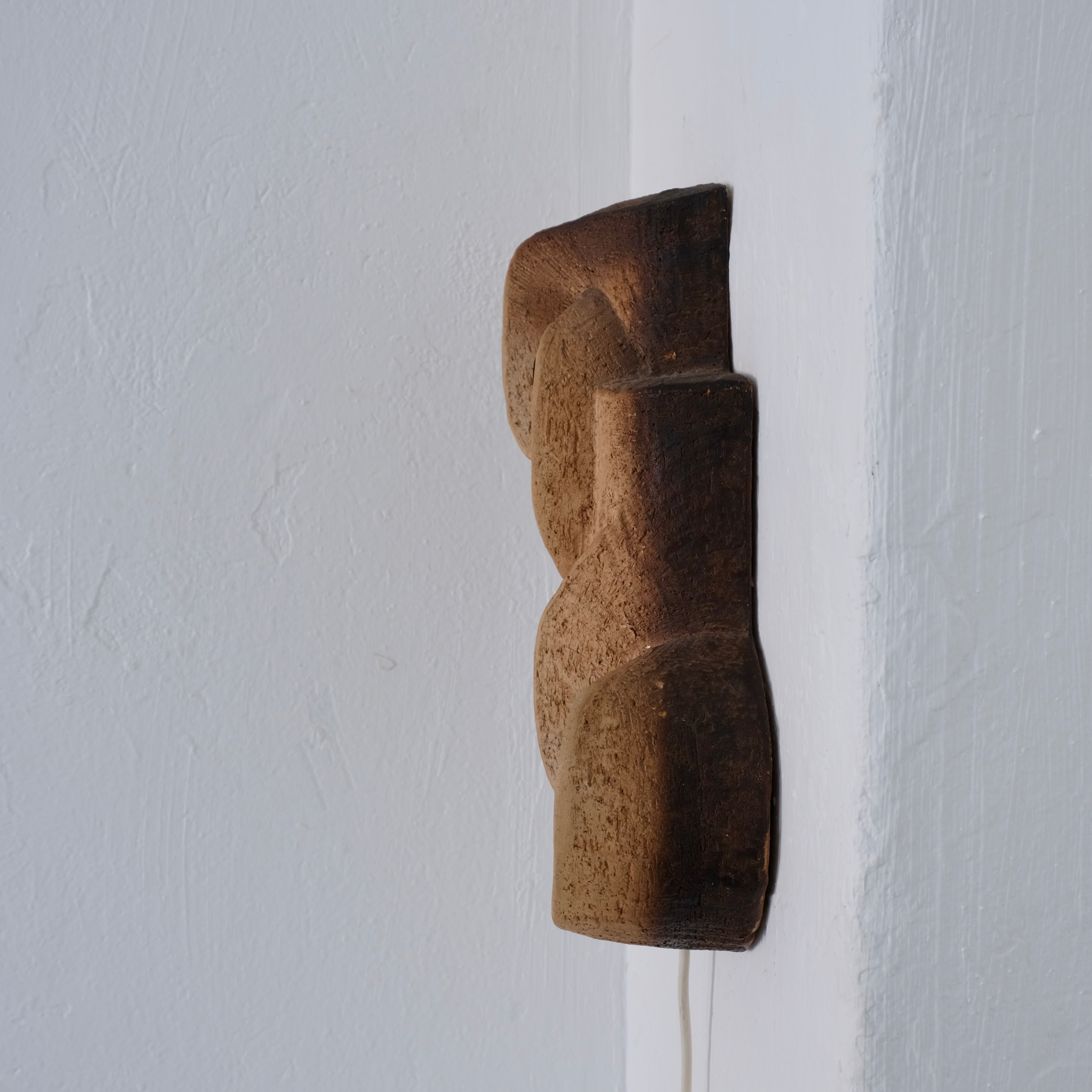 Brutalist Ceramic Wall Sconce, Netherlands, 1960s — side view highlighting textured ceramic surface