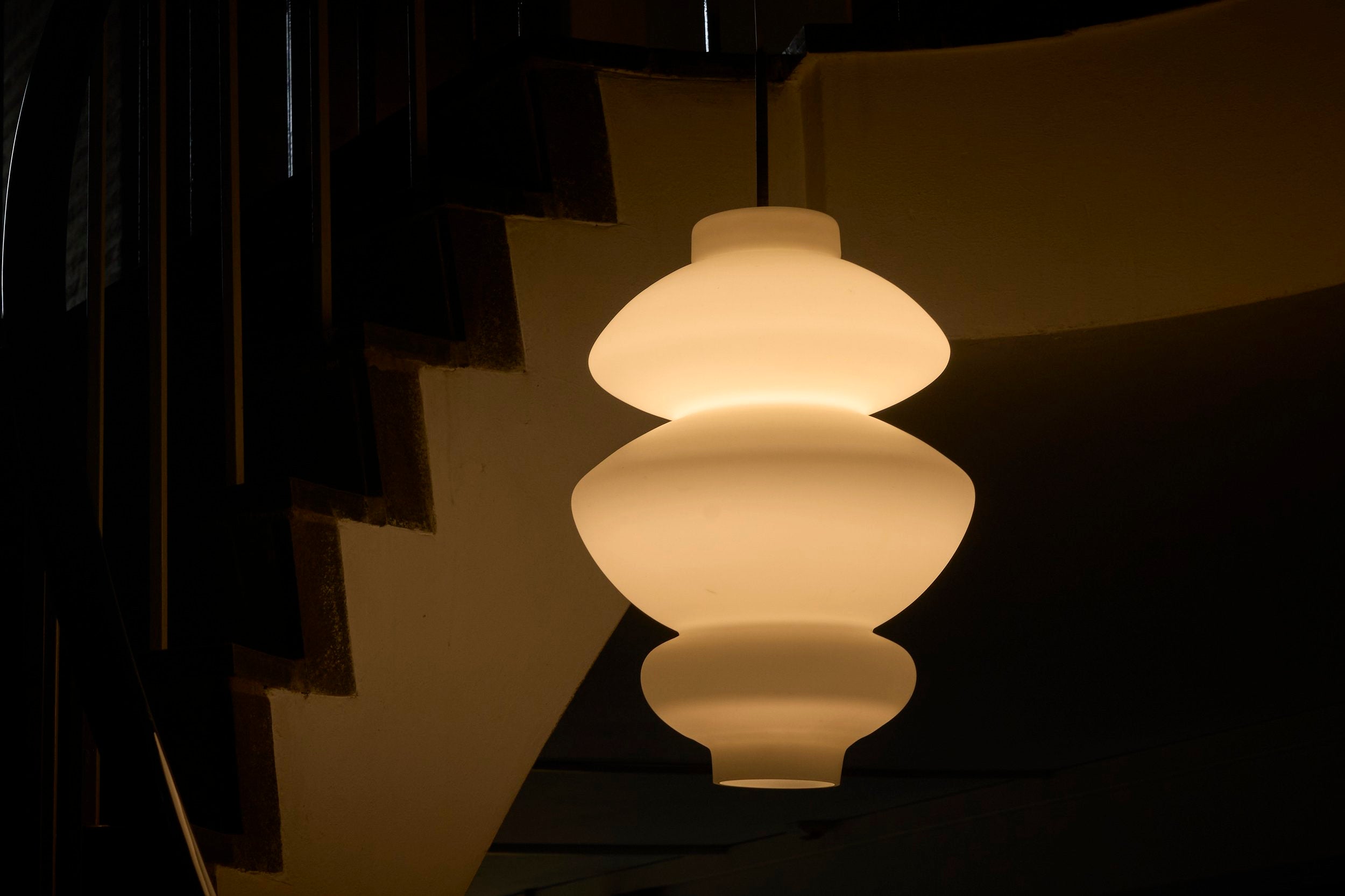 Large Sculptural Mid-Century Pendant Lamp in Opaline Glass 1960 — detail view