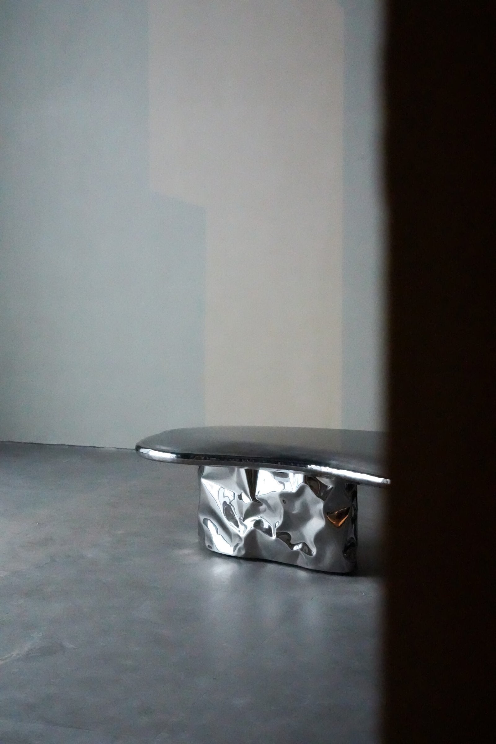 Inflated Steel Coffee Table - Pebble Series by Nitush Aroosh — view 9