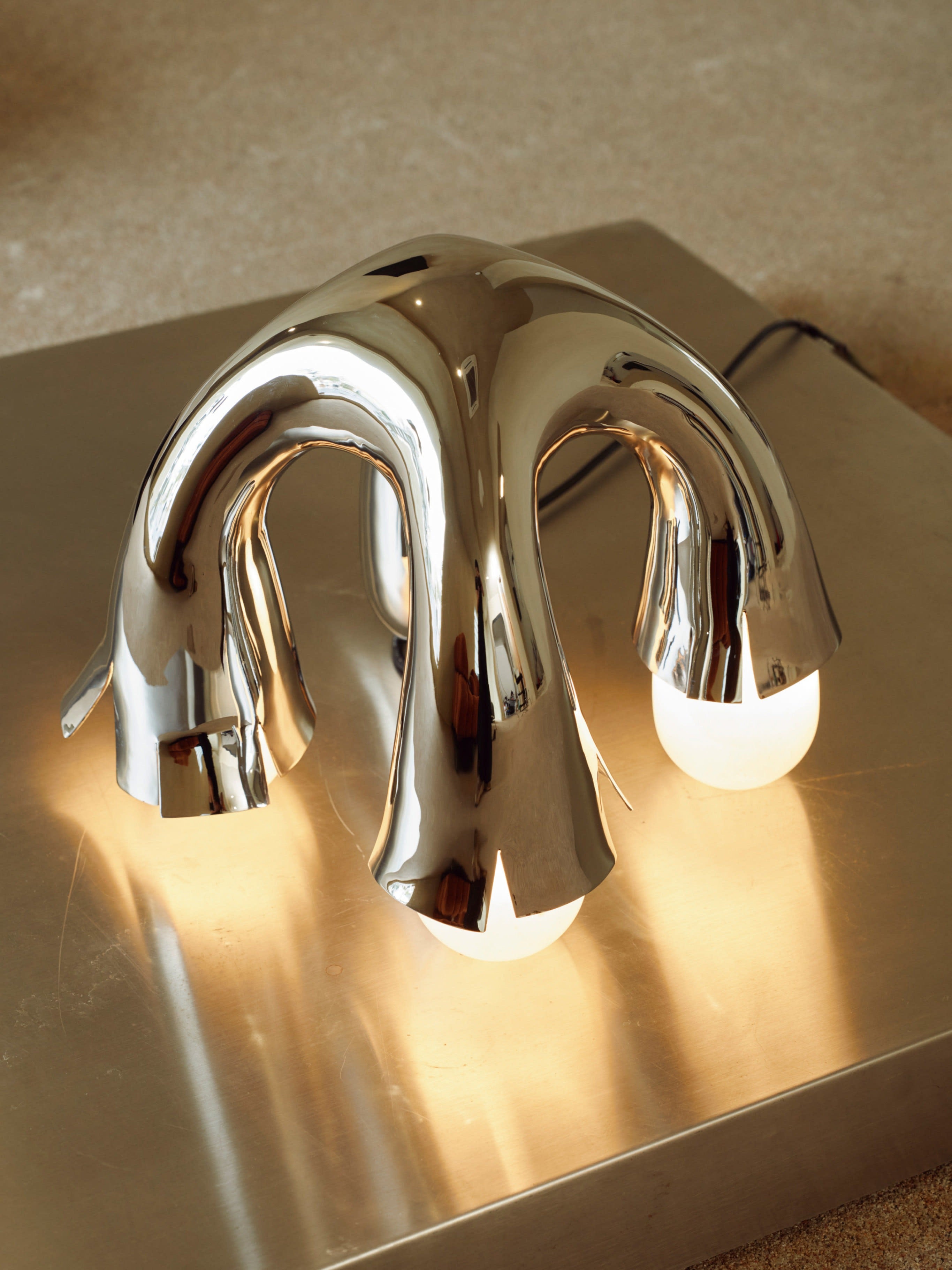 Sculptural Table Lamps - Collection X Felure — close-up