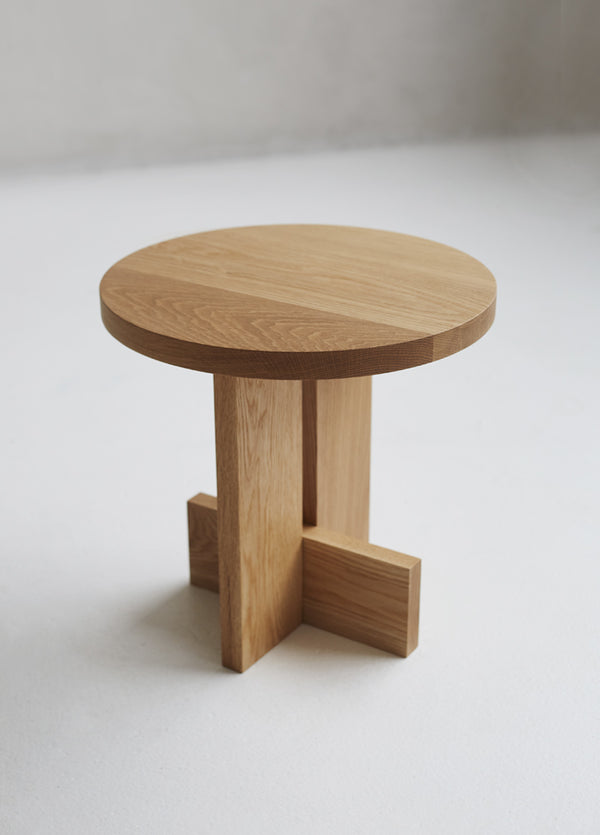 Table d'appoint Axel en bois massif