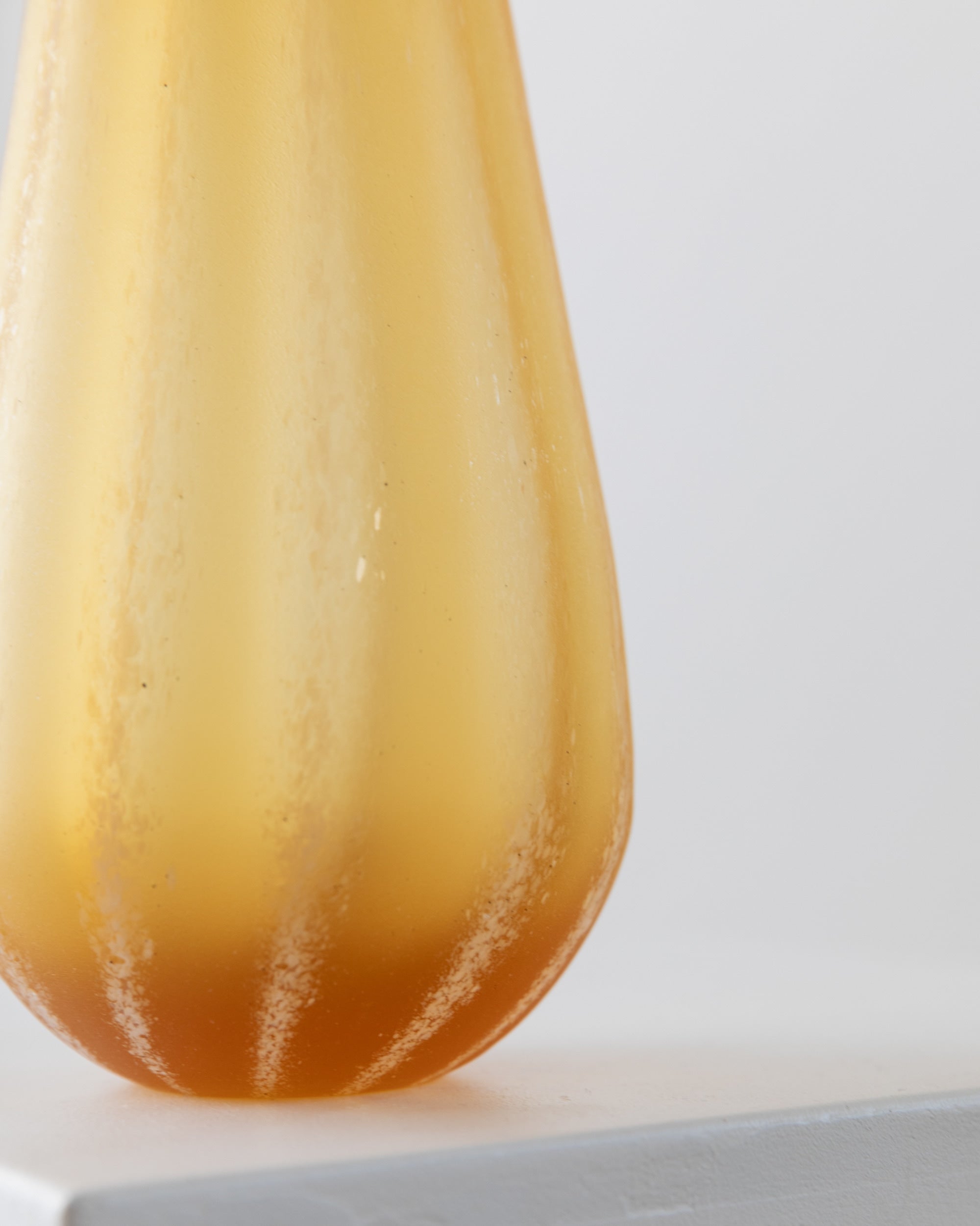 Large Murano Glass Vase - Italy 1960s — close-up of amber glass texture