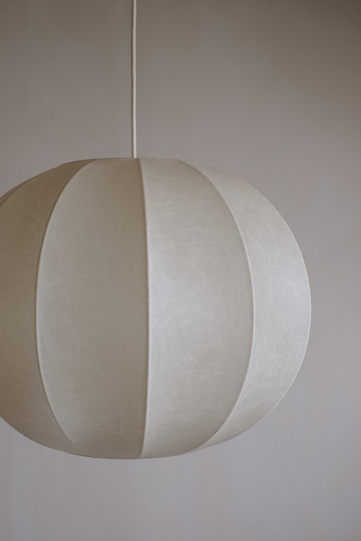 Cocoon Lamp 1960s — lifestyle setting