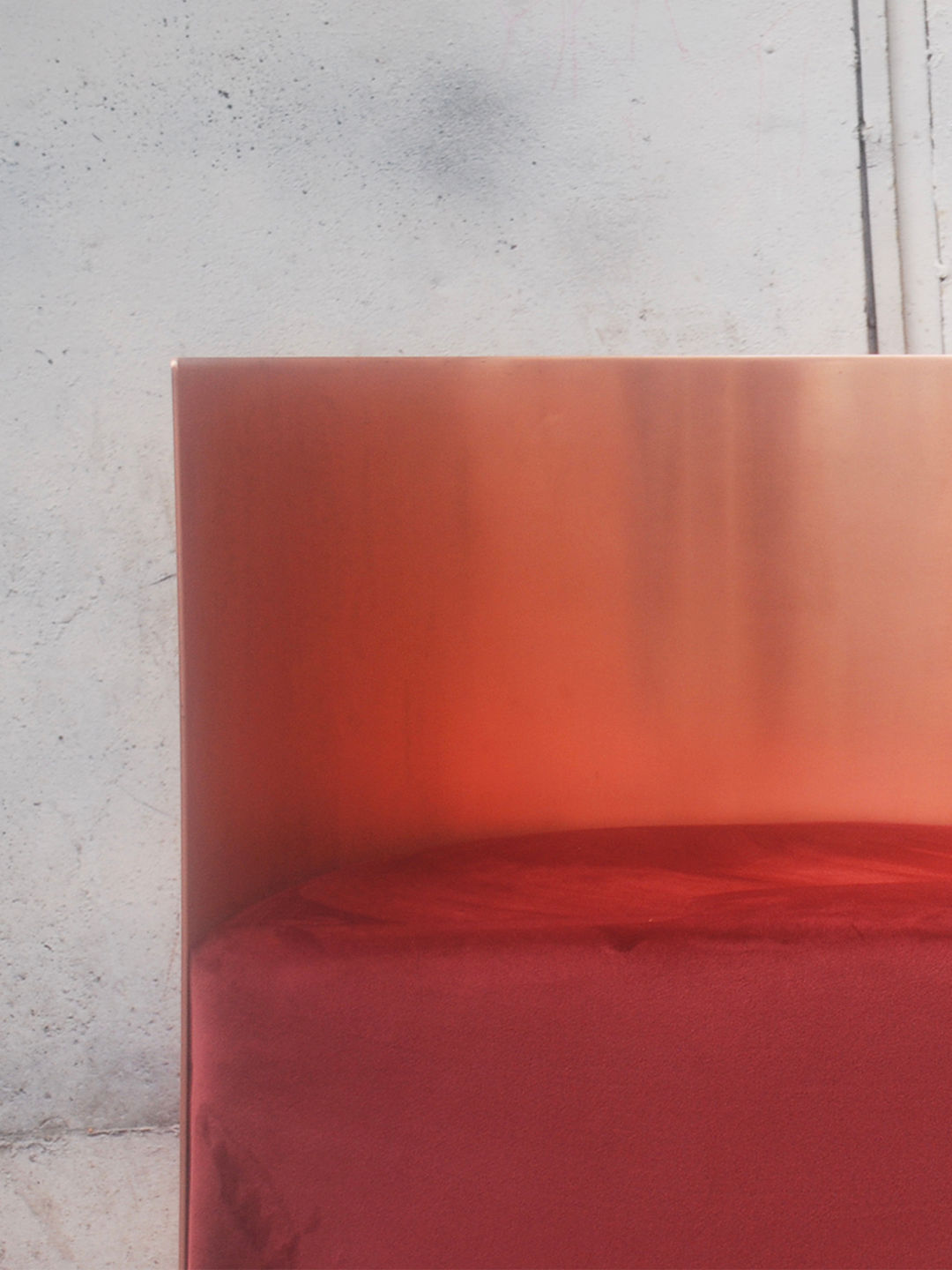 Chaise Luna par ZAROLAT Studio