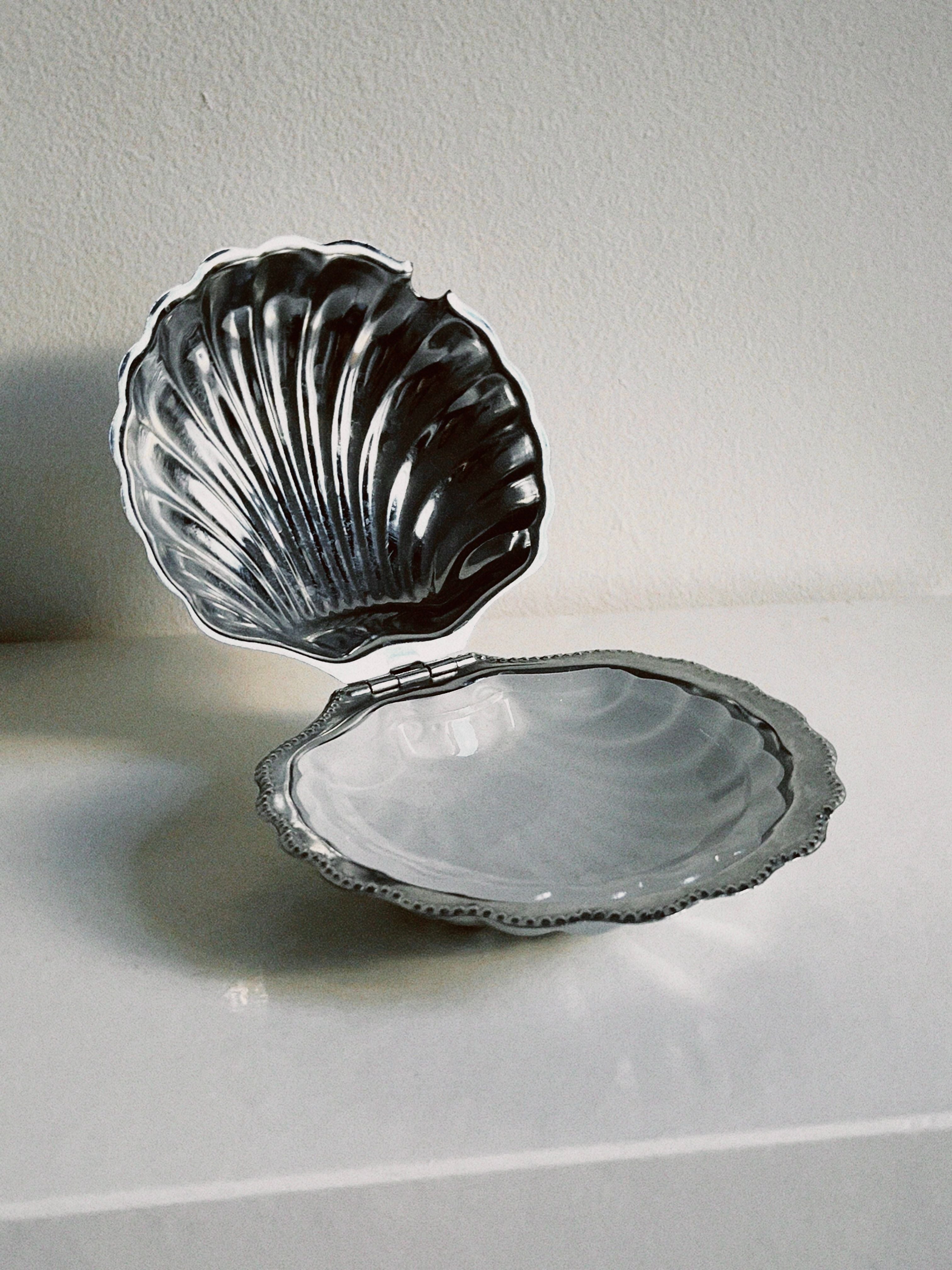 Shell Shaped Butter Dish