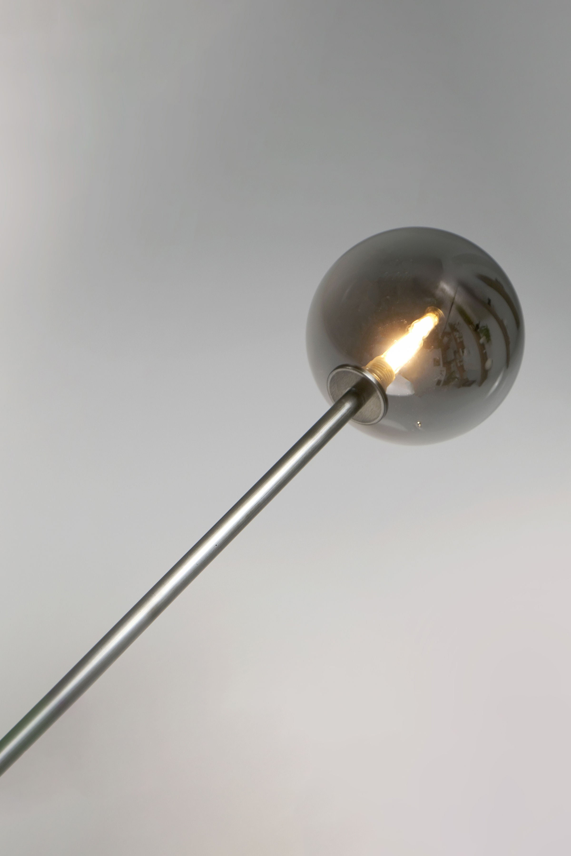 'Oblique Glow' Floor Lamp