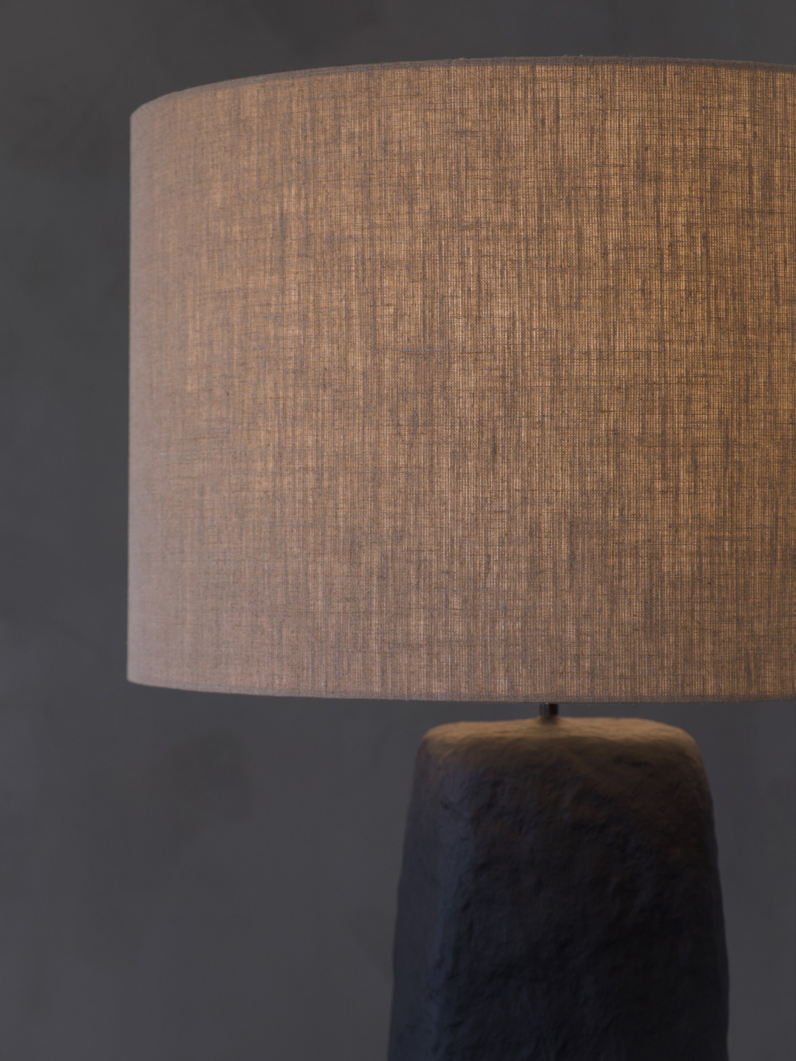 Lampe de Sol Sculpturale Skelia