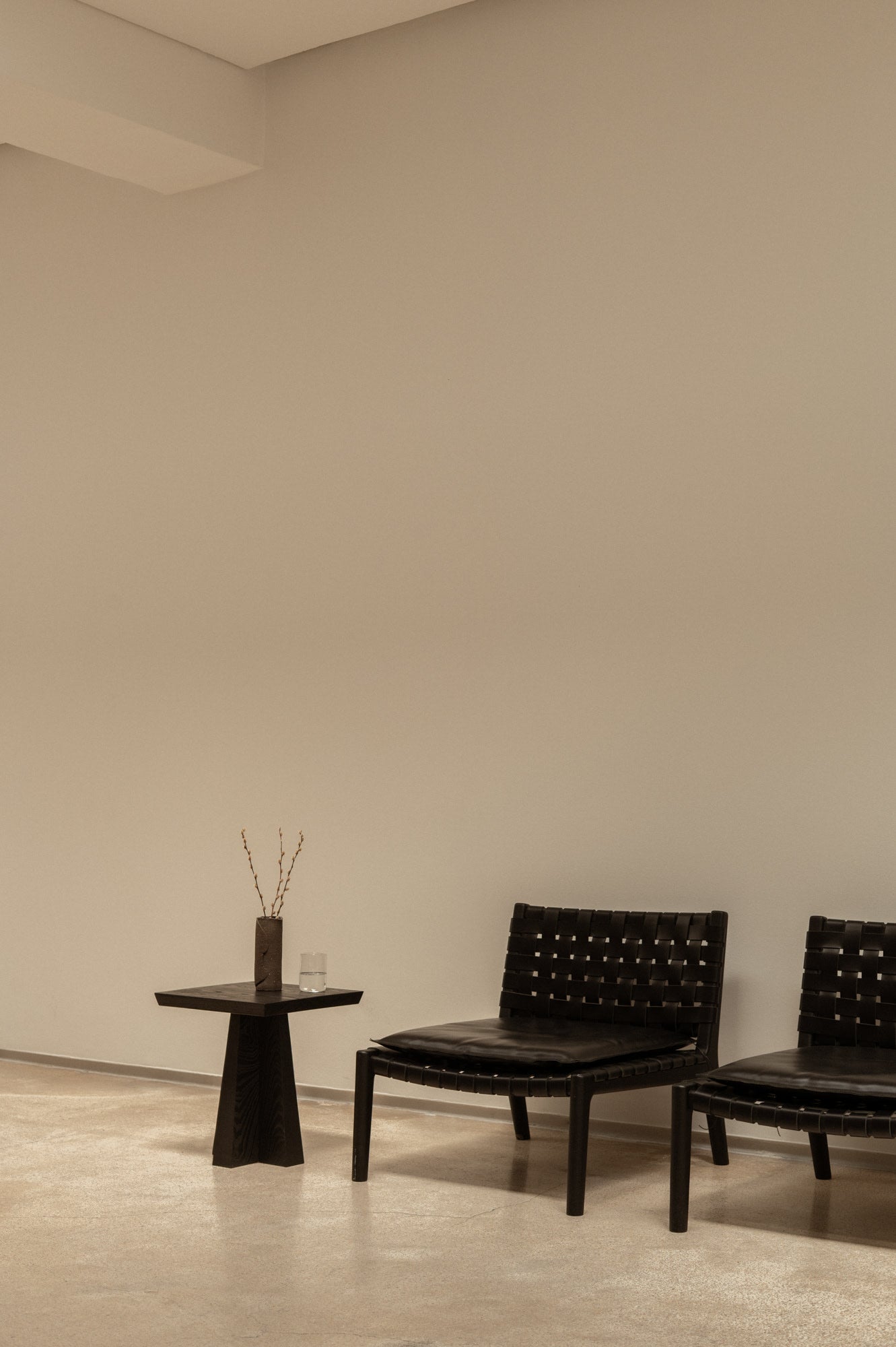 Side Table - Bündner SQR — side angle