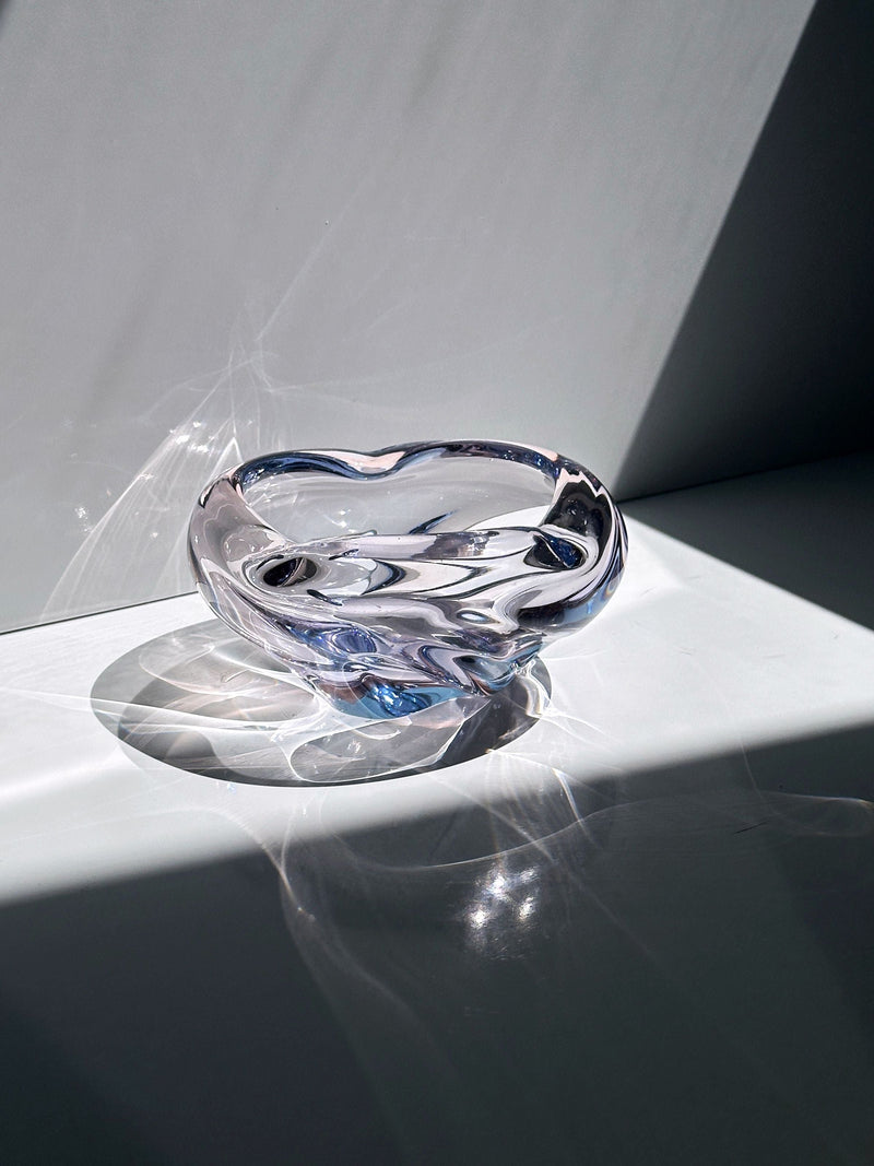 Clear glass vide-poche bowl by Jaroslav Beranek with blue swirl accents