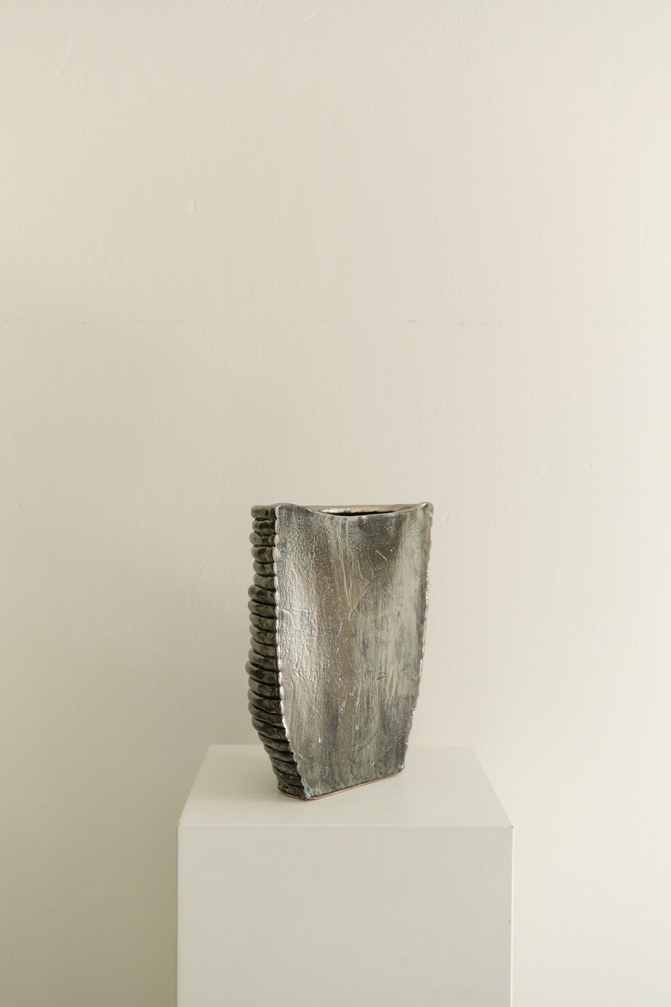 Silver metallic Vase in Stoneware — side angle