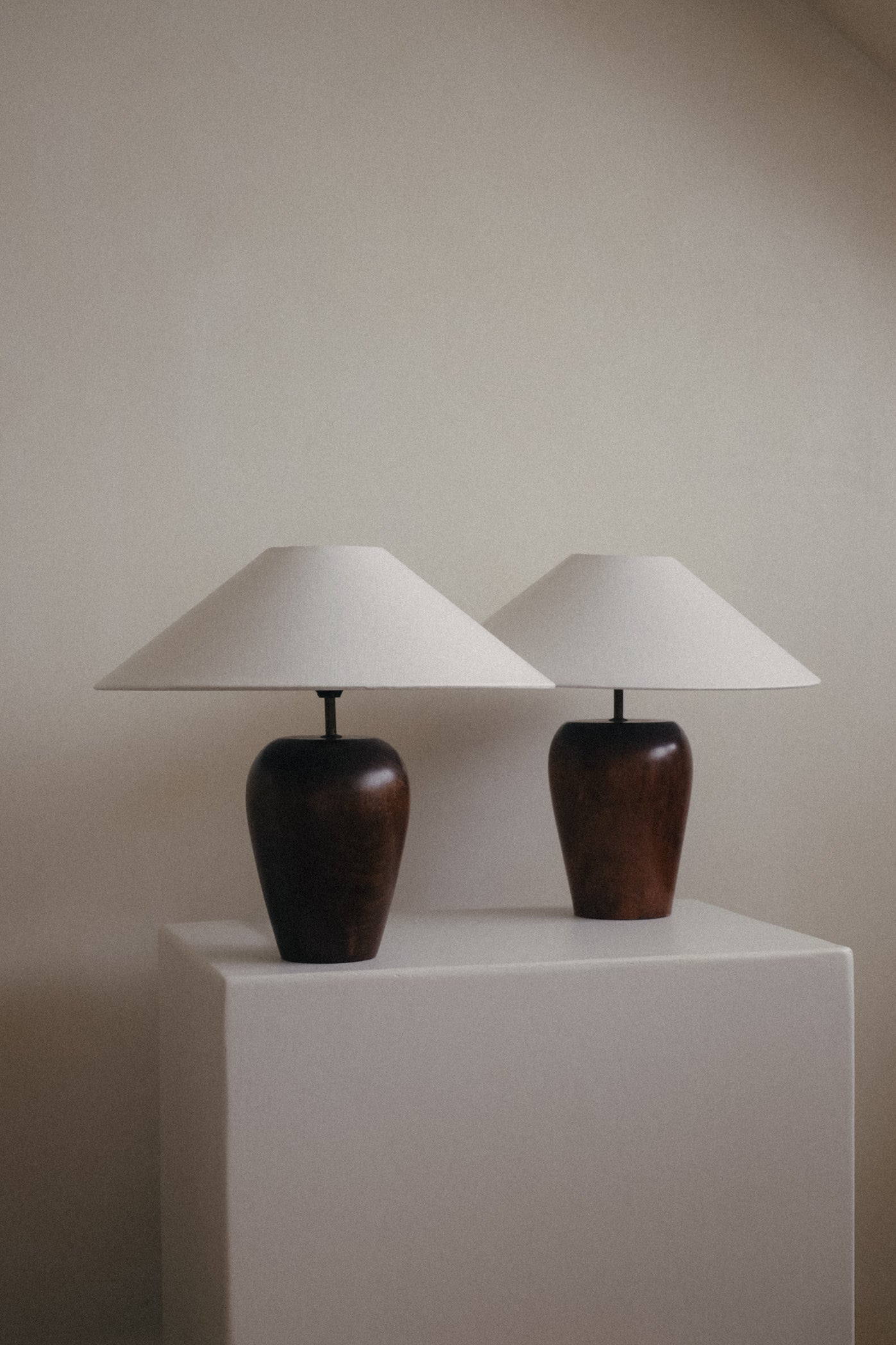 Mid-Century Modern Wooden Table Lamp — close-up