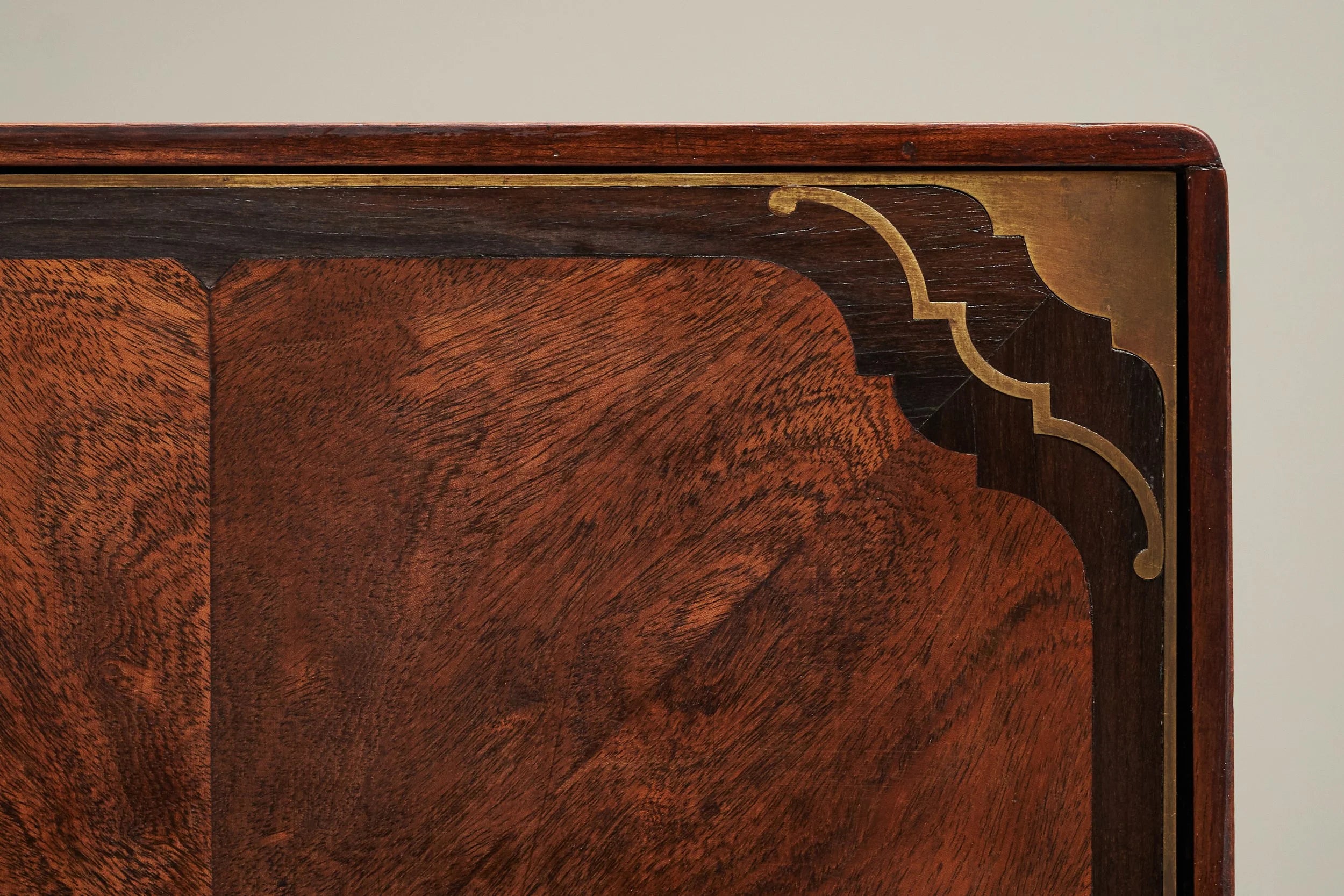 Exceptional Secretary Desk in Mahogany, Walnut, Ebony and Brass, Early 20th Century — detail view